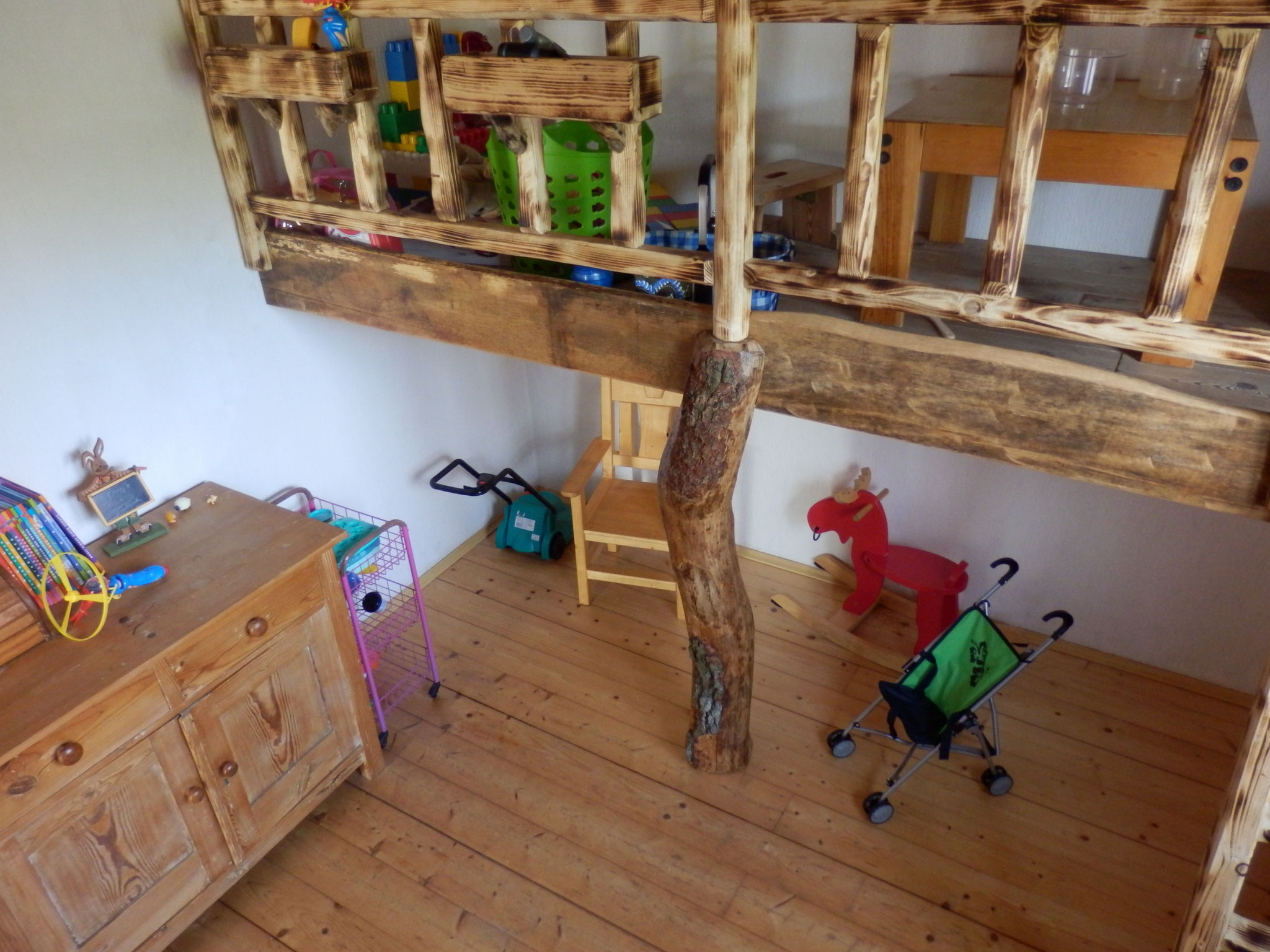 Rustikales hoch/palettenbett die holzscheune webseite von ... Gemütliches schlafzimmer