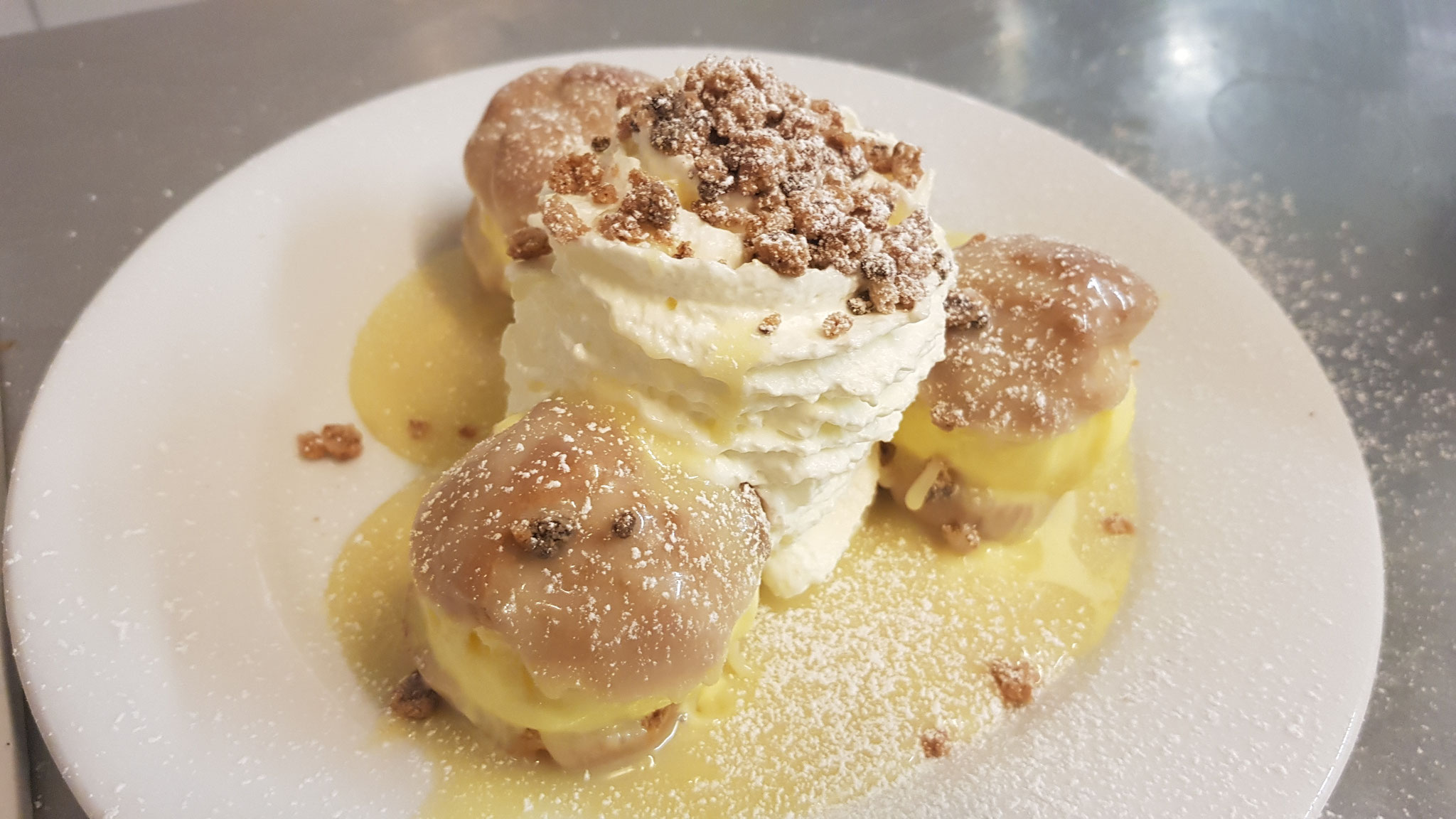 Profiteroles au chocolat blanc