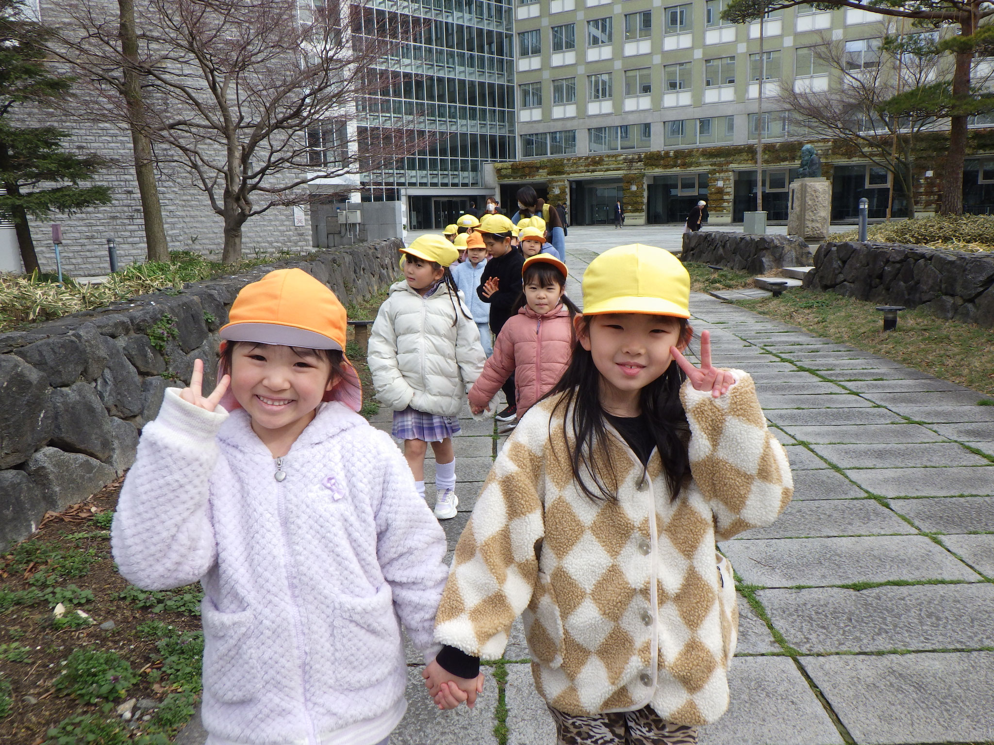 新しい友達ができて嬉しいな♪