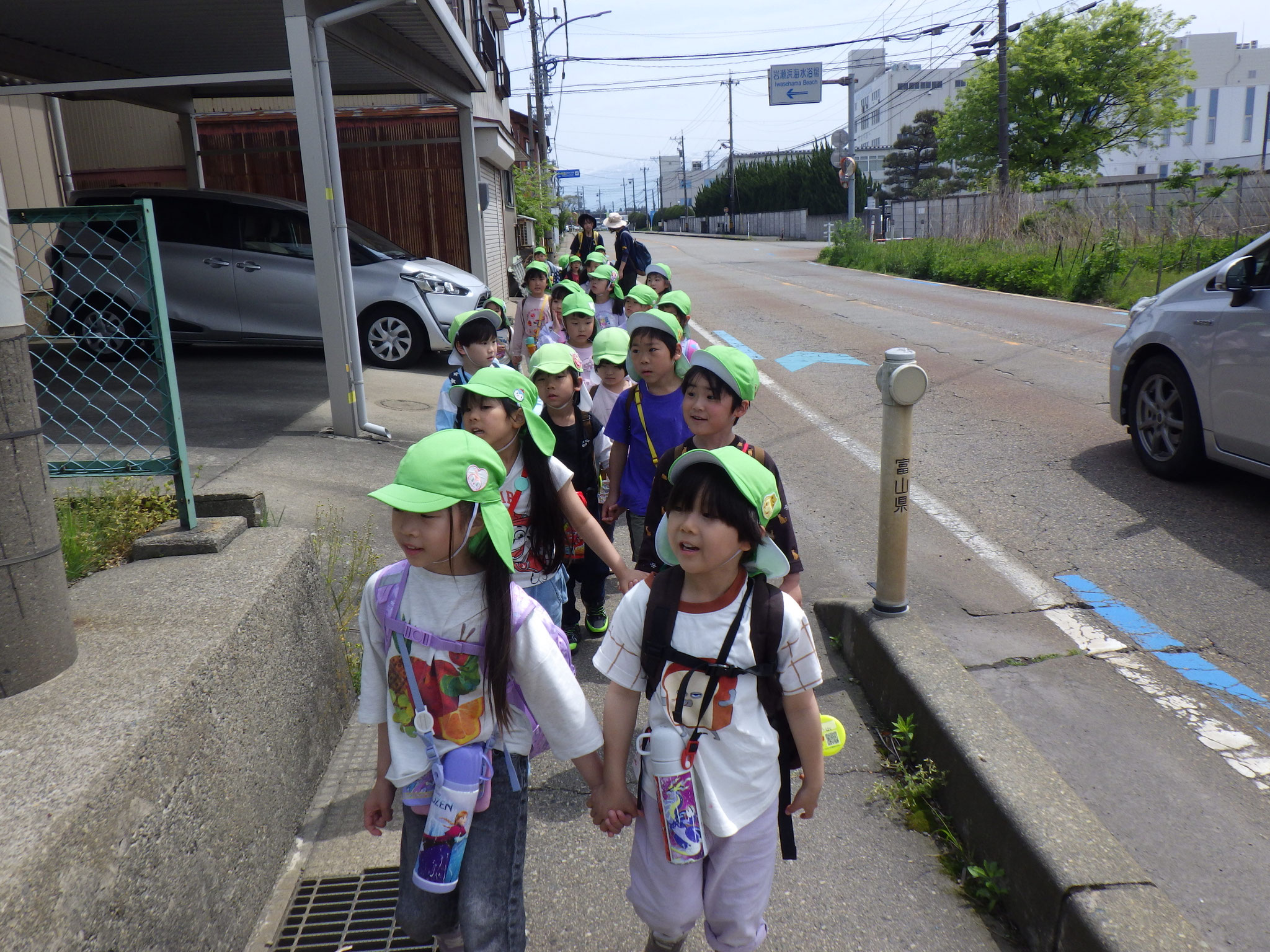 岩瀬浜駅もうすぐかな？