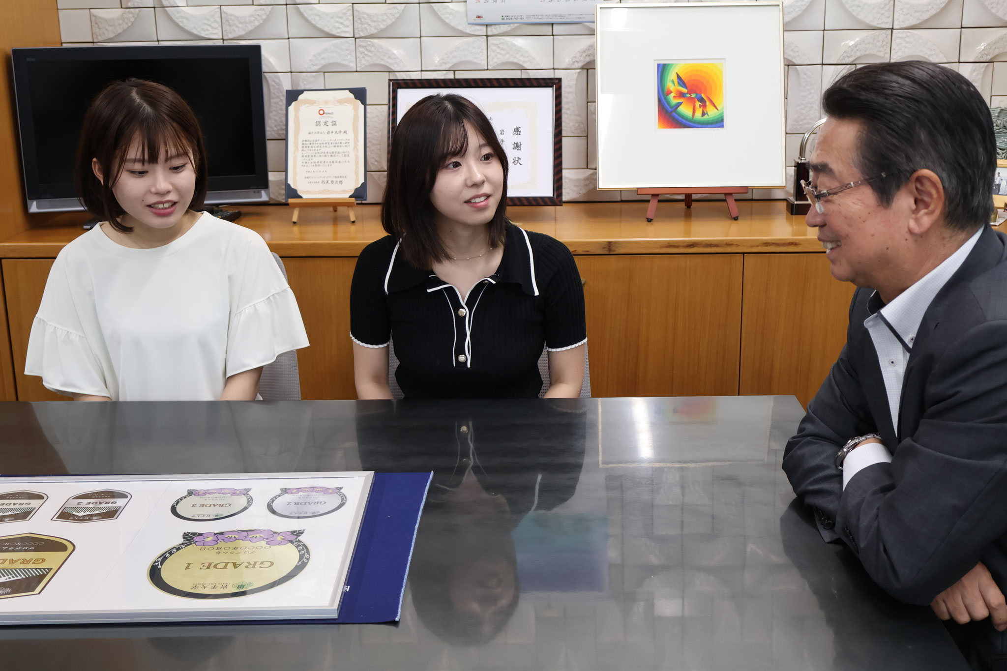  小川学長と＋DESIGN学生
