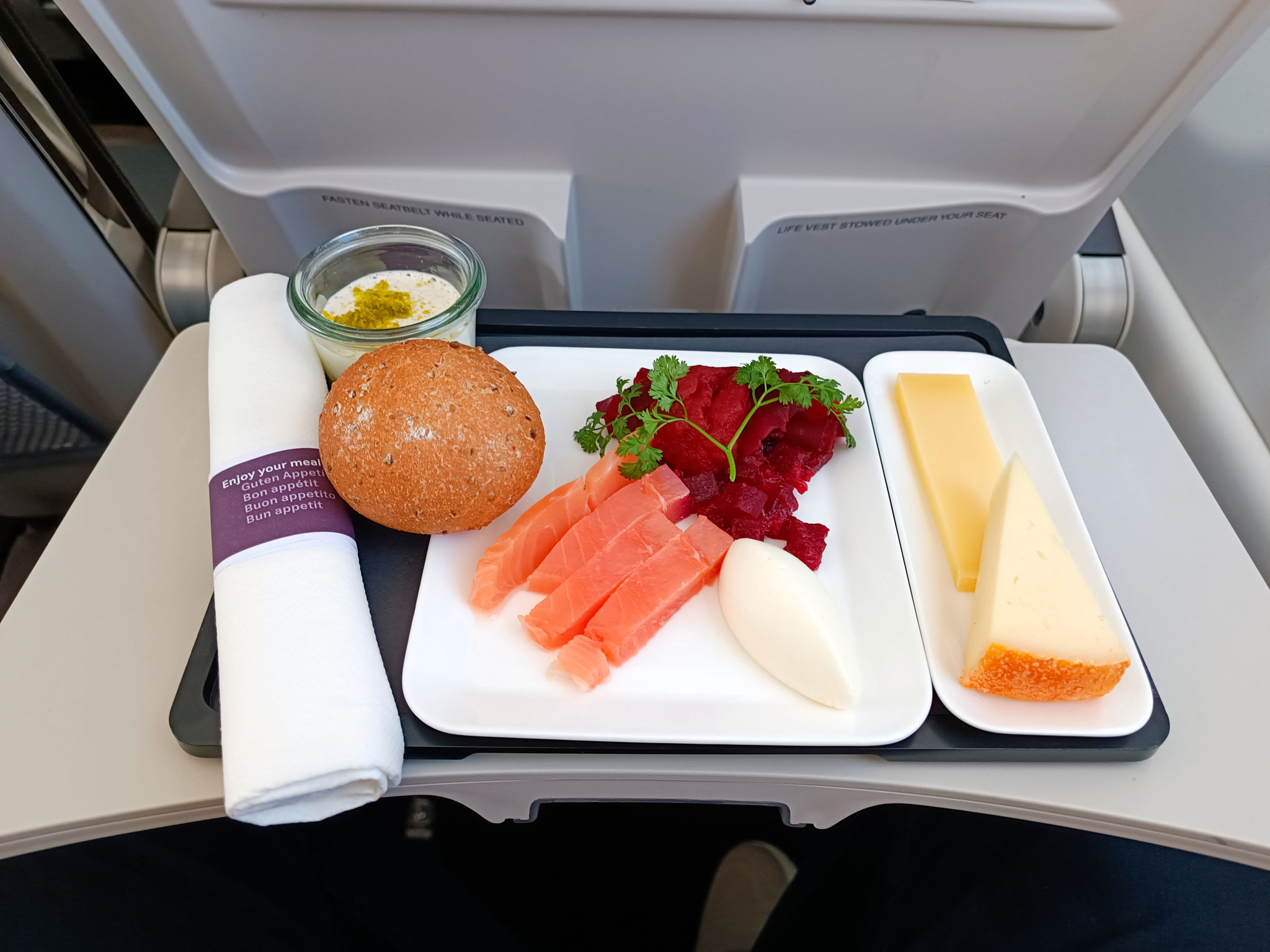 Review Swiss Business Class, Zurich to Amsterdam - paulthesheeps Webseite! Review Swiss Business Class, Zurich to Amsterdam - paulthesheeps Webseite!