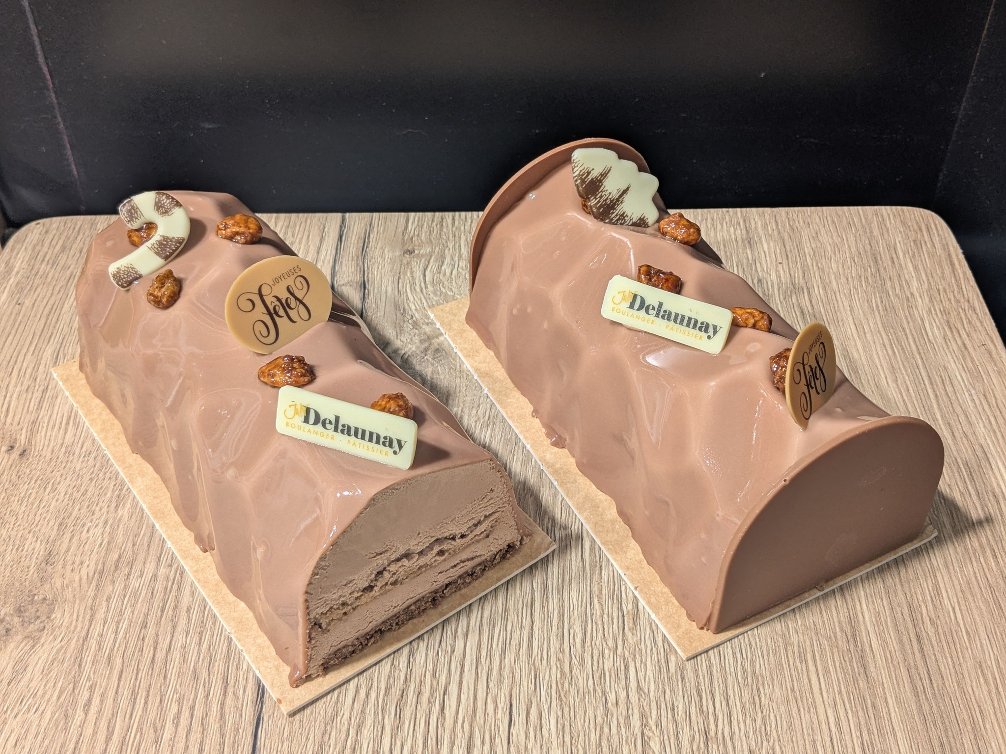 Chouchou : Croustillant cacahuète, dacquoise noisette et mousse chocolat lait. SANS GLUTEN