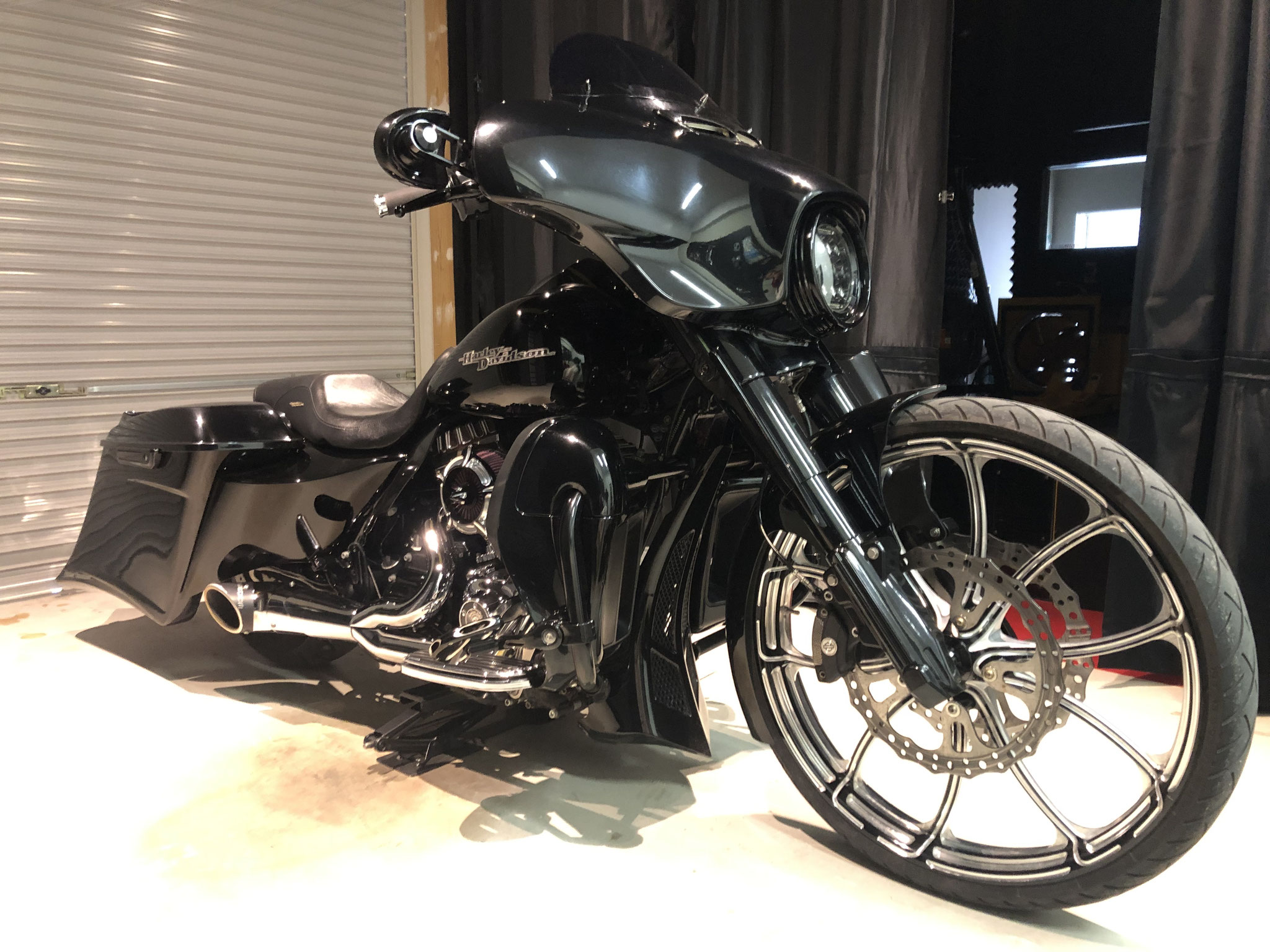 2014. Street Glide FLHX 103 