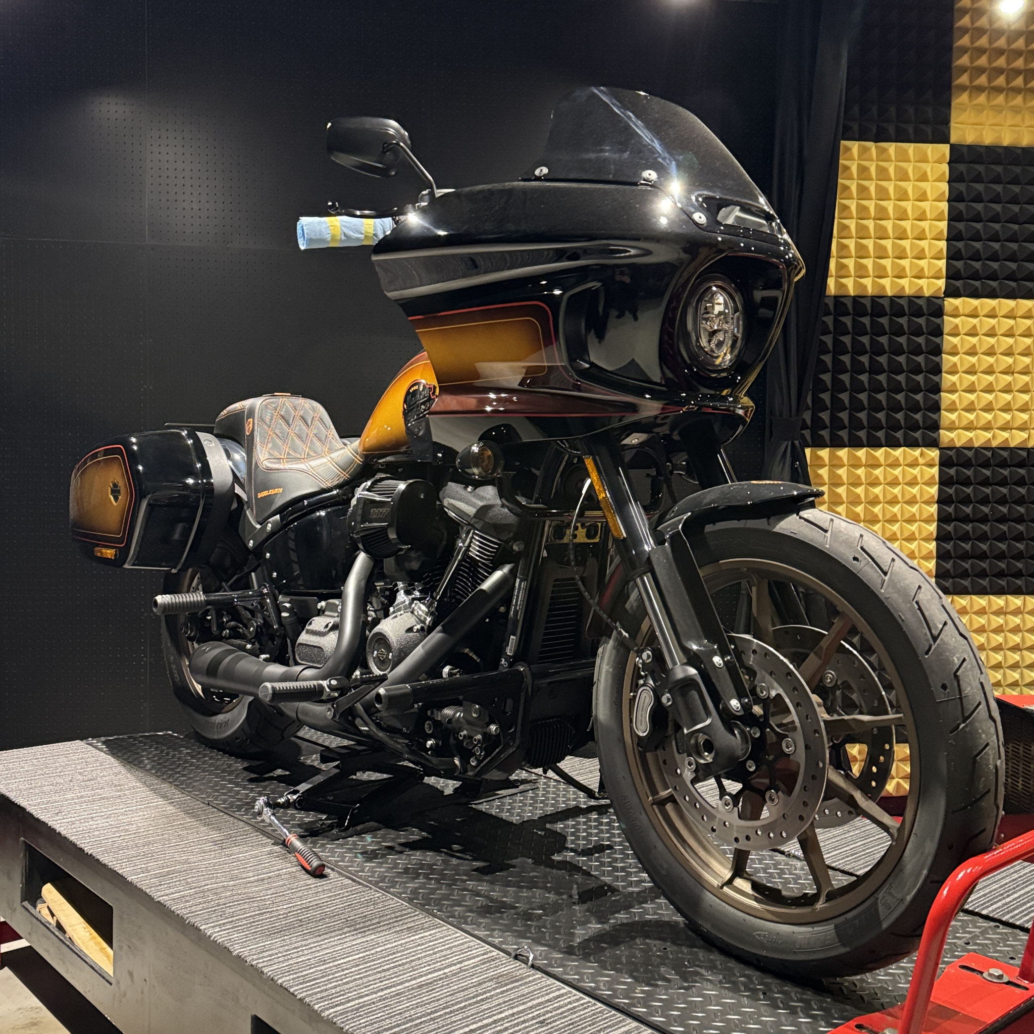 2023. FXLR ST 117ci