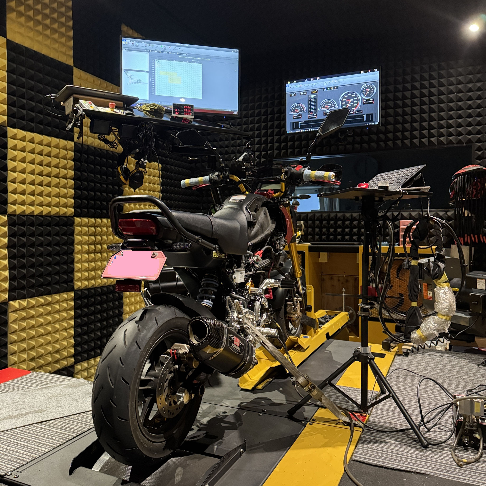 2021. Grom 125  Hi Cam仕様