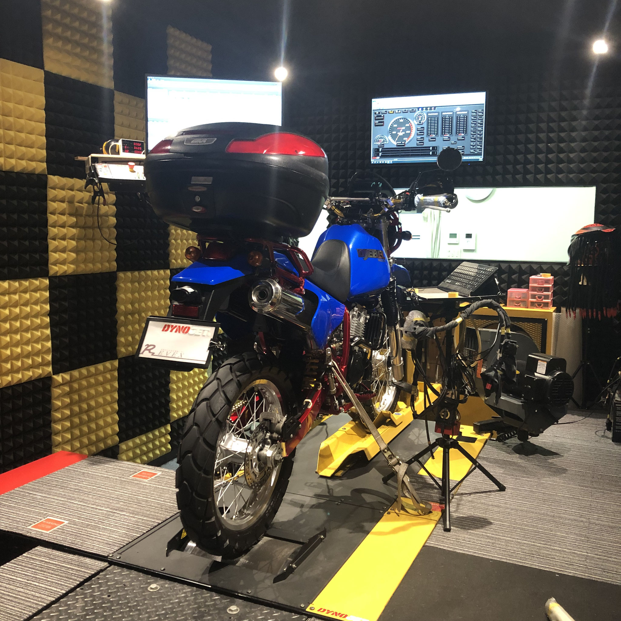 インジェクション車両