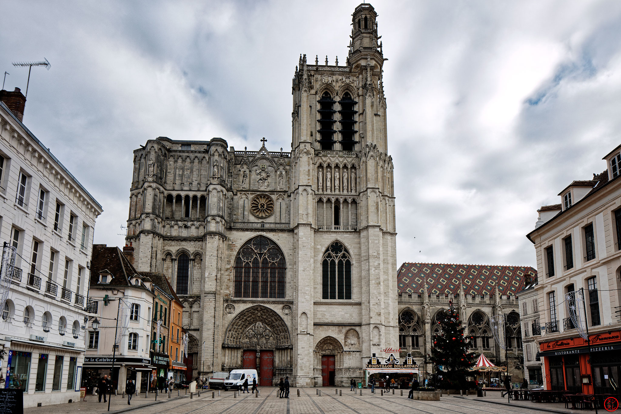 Cathédrale Saint-Etienne de Sens, Yonne, France. Janvier 2019