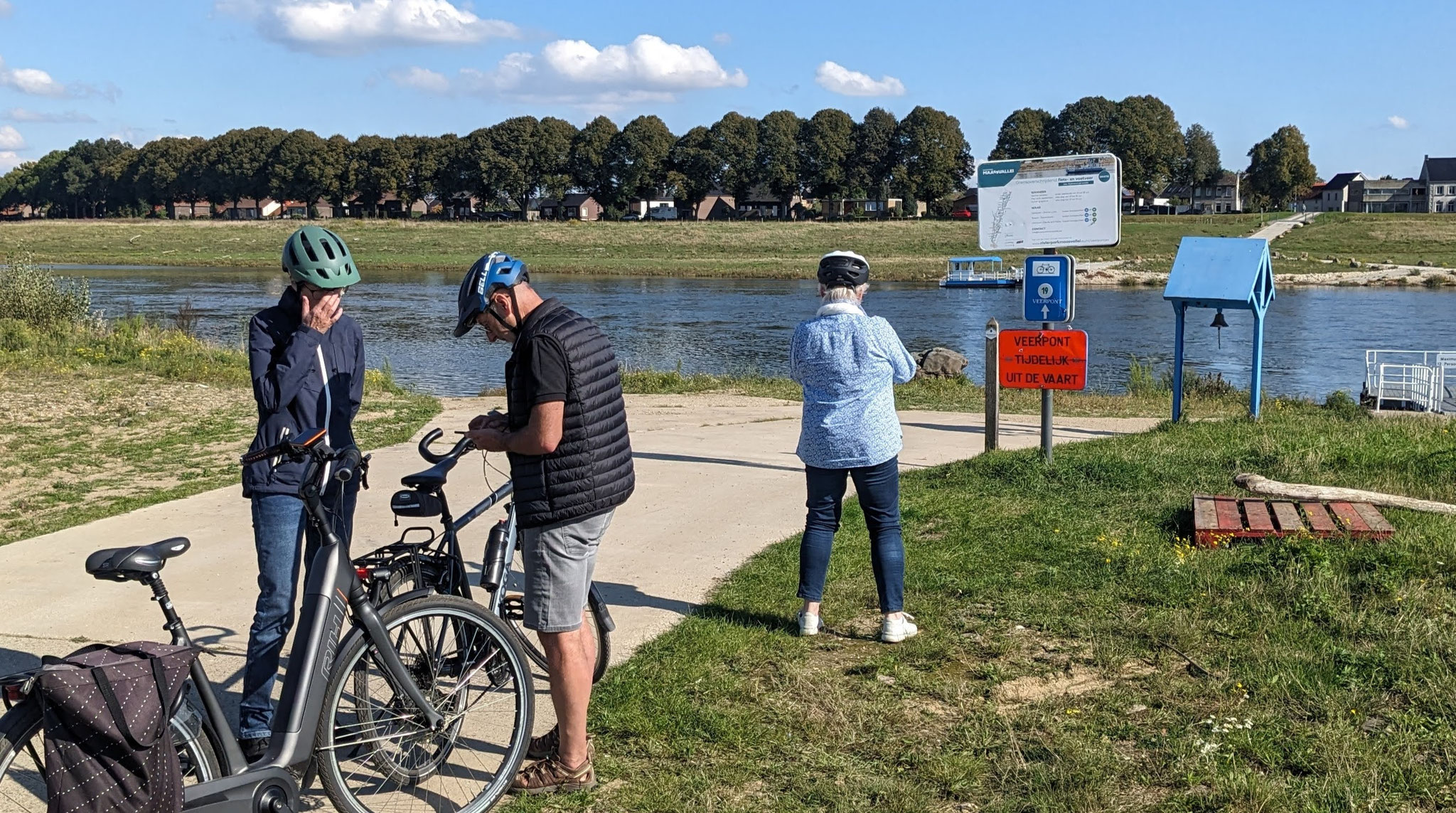 Diese Fähre "vorübergehend außer Betrieb"...