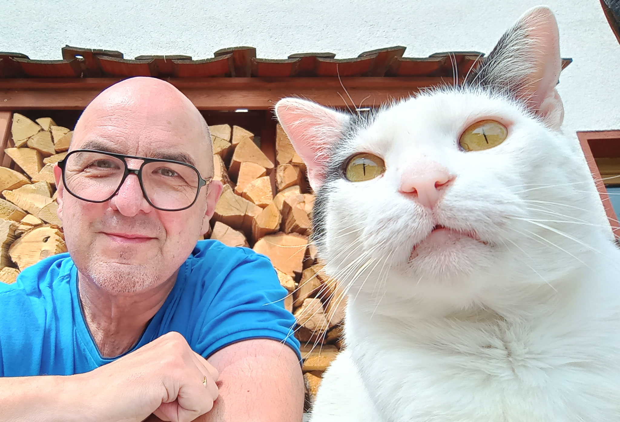 Romanus (Coach) und Elvis (freiberuflicher Therapeut) - 2025