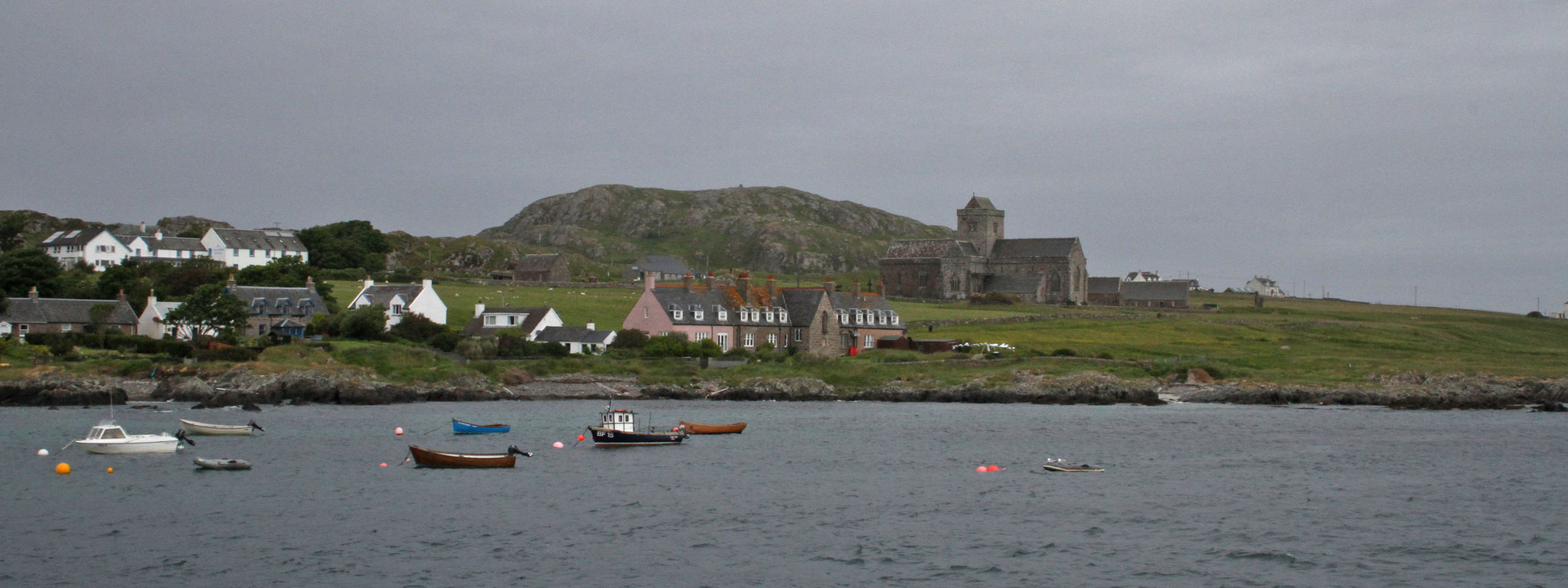 Nach drei Tagen nehmen wir Abschied von Iona und wechseln auf die Hauptinsel Mull.