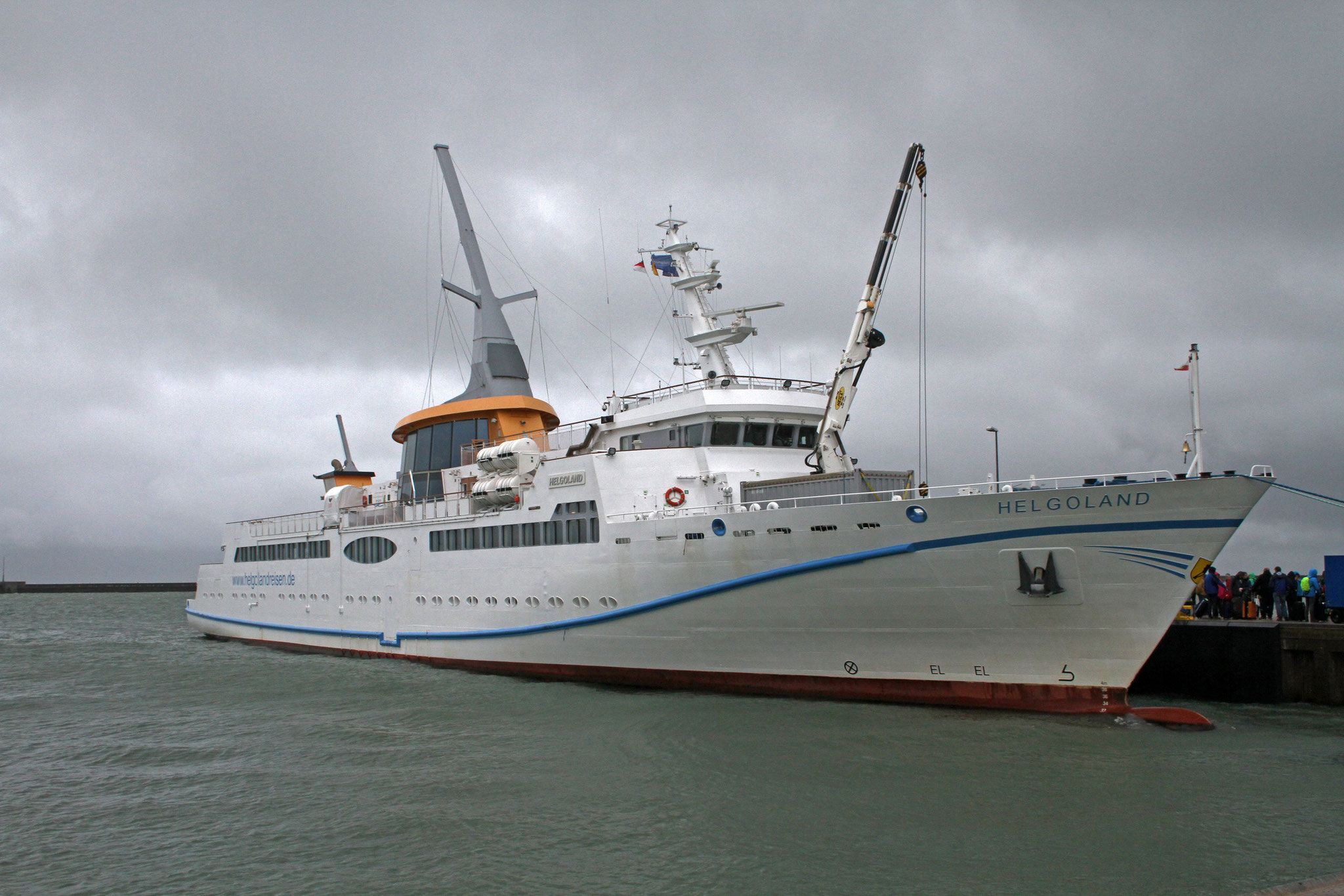 Statt mit dem Halunderjet nach Hamburg, der nicht mehr auslaufen konnte, mussten wir für die Rückreise auf die grosse Fähre nach Cuxhaven ausweichen 