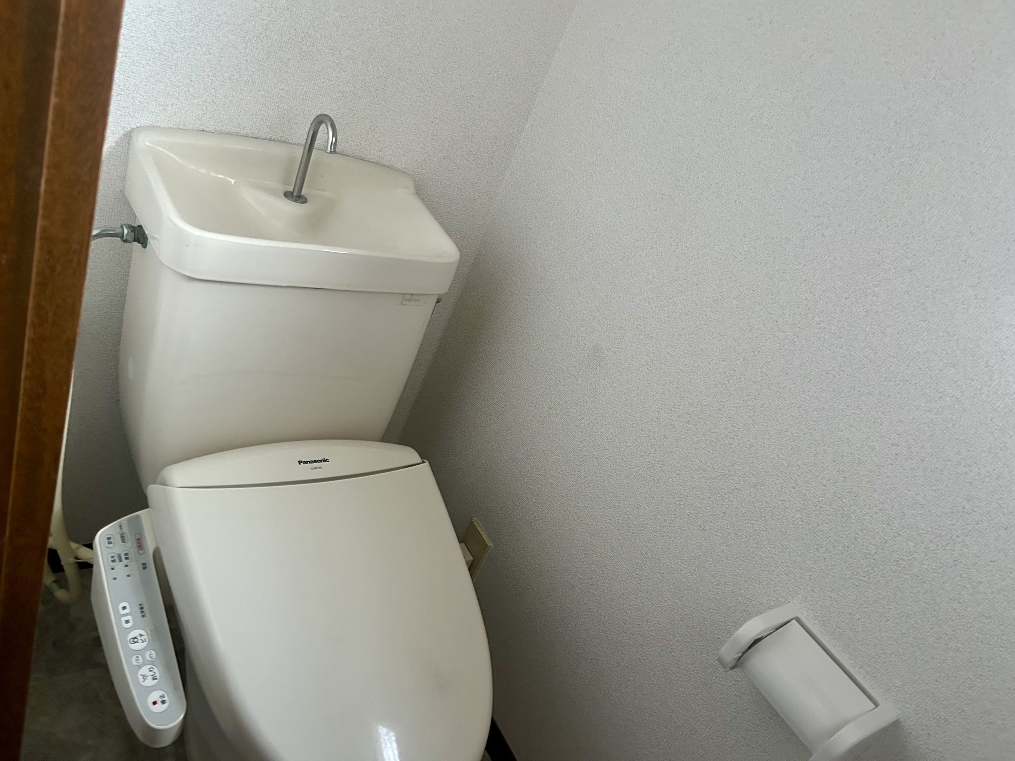 ウォシュレット付きの便座