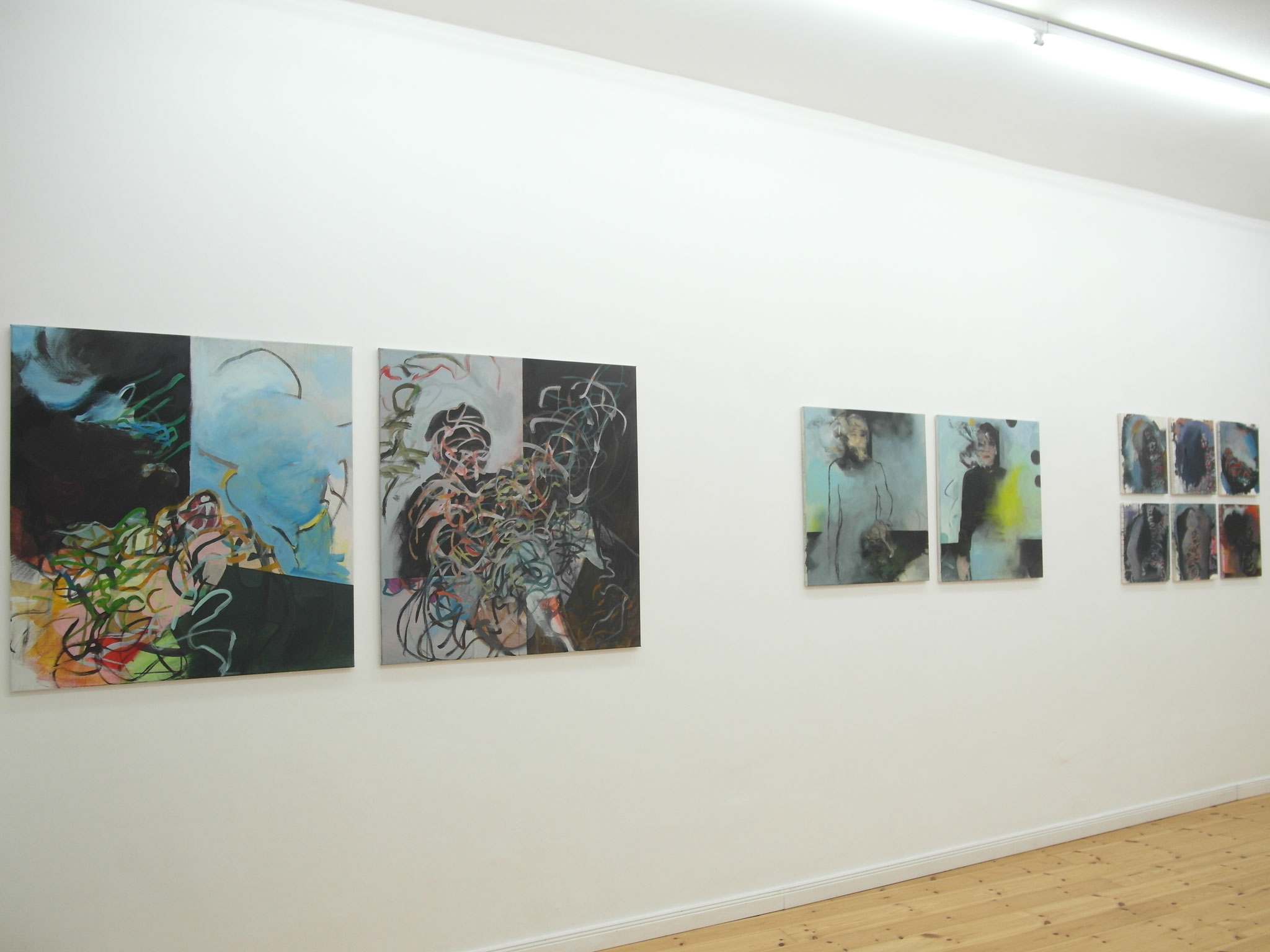 AUSSTELLUNGSANSICHT THE HUMAN CONDITION HIER SIMONE KILL