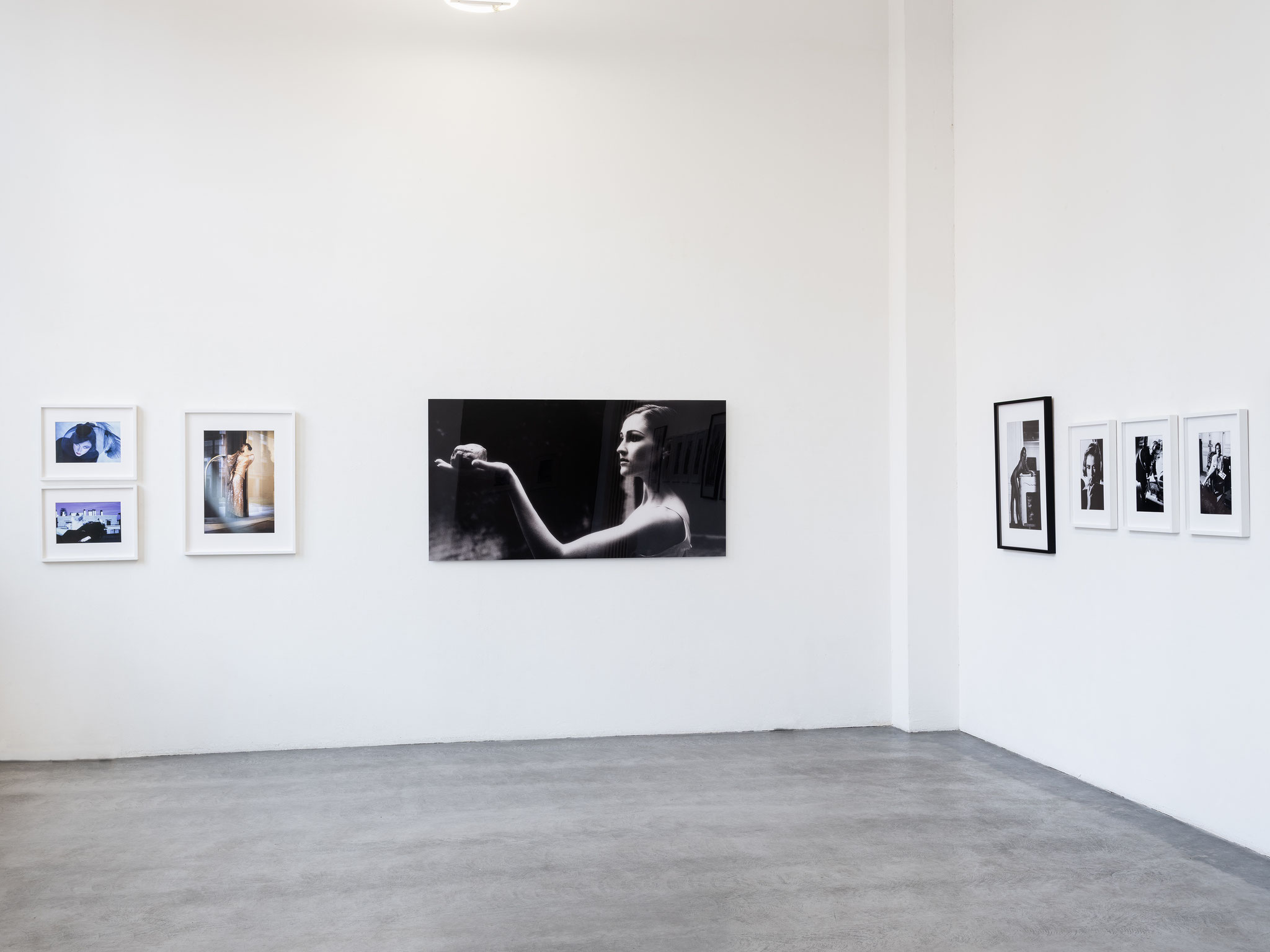 Joerg von Mueller, Aussstellungsansicht No Look for one dollar