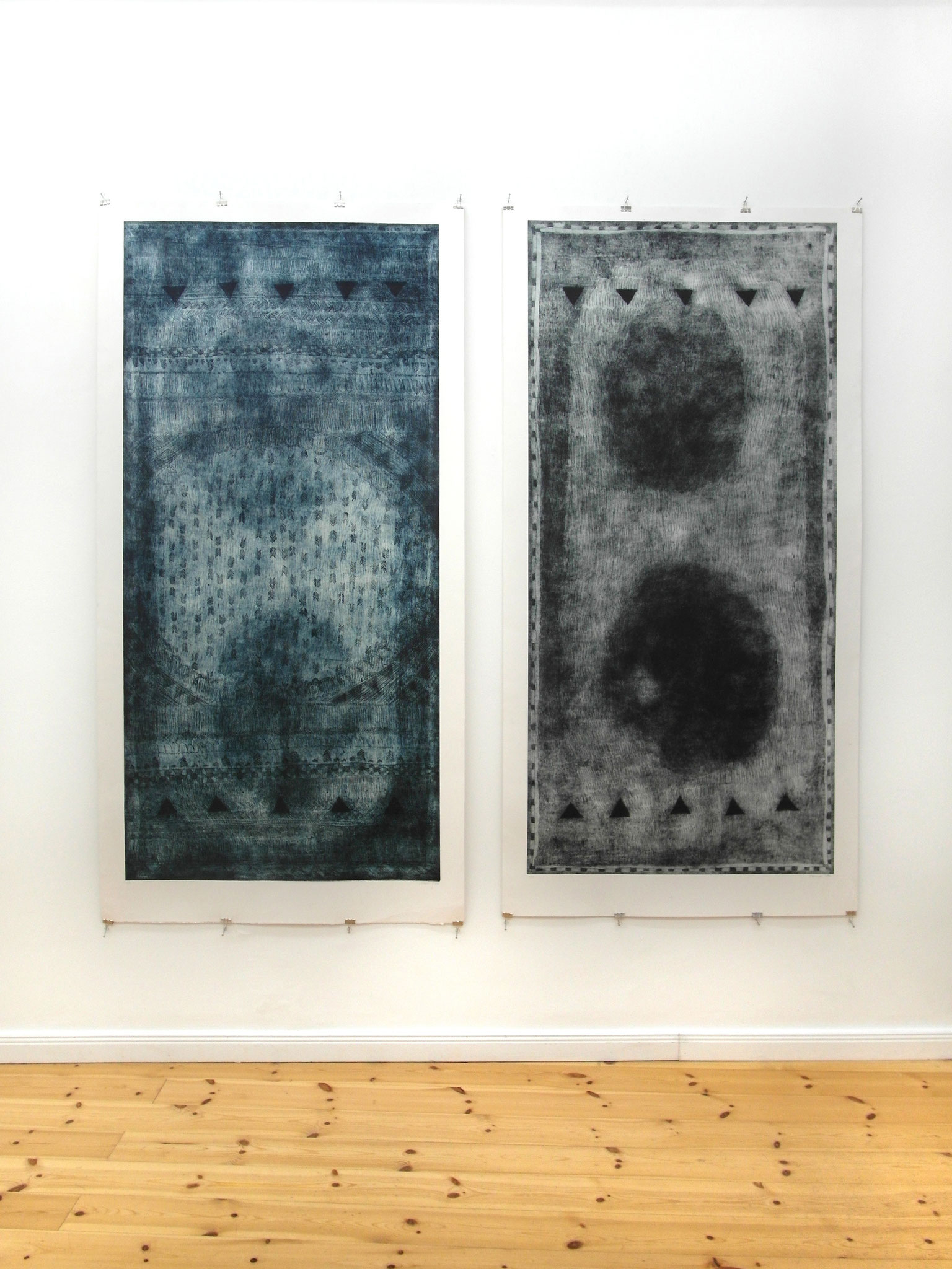 AUSSTELLUNGSANSICHT "CHEEK TO CHEEK" HIER ANNA SLOBODNIK