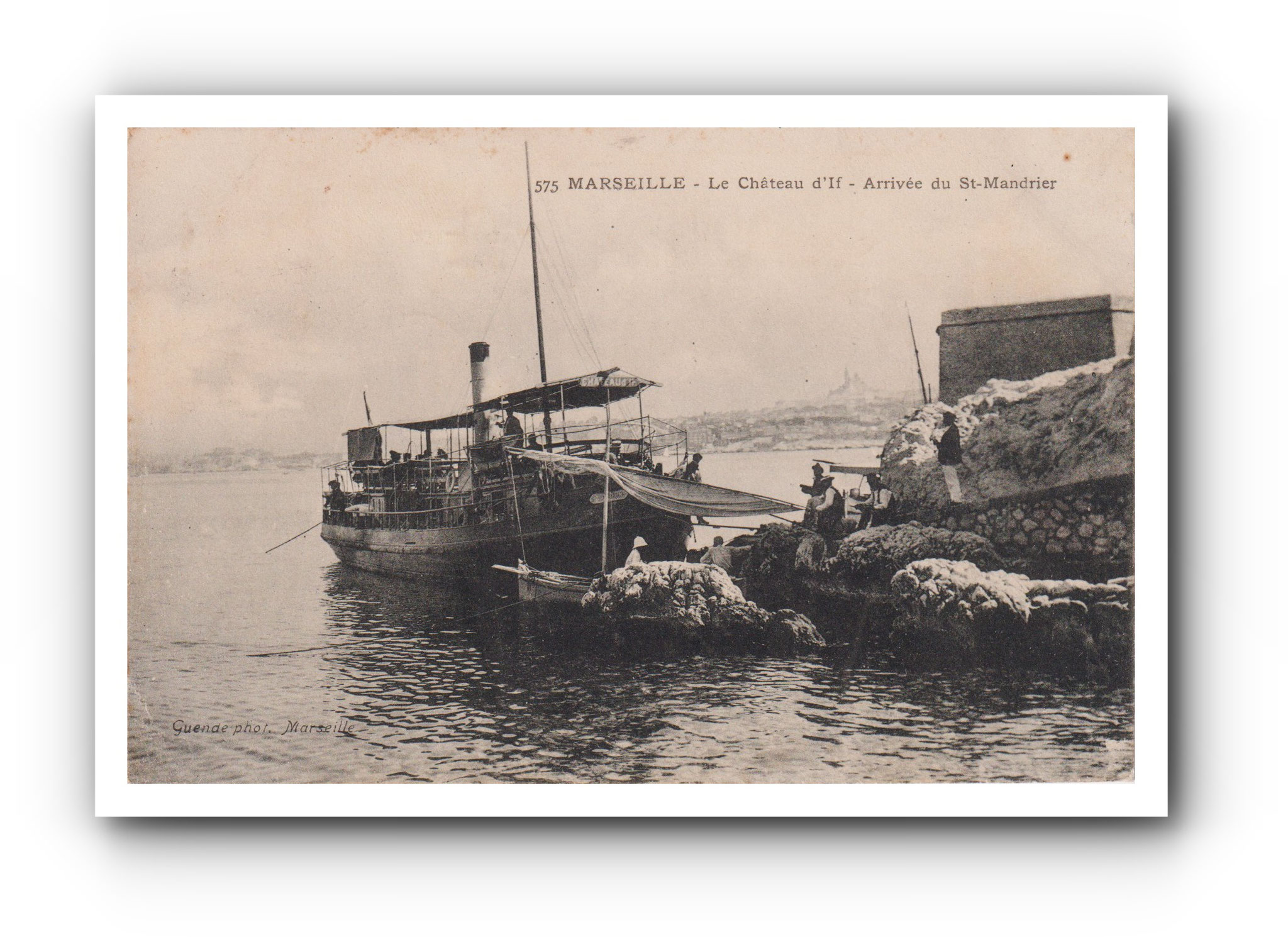 - Le Château d'If - Arrivée du St. Mandrier - MARSEILLE - 29.09.1905 -