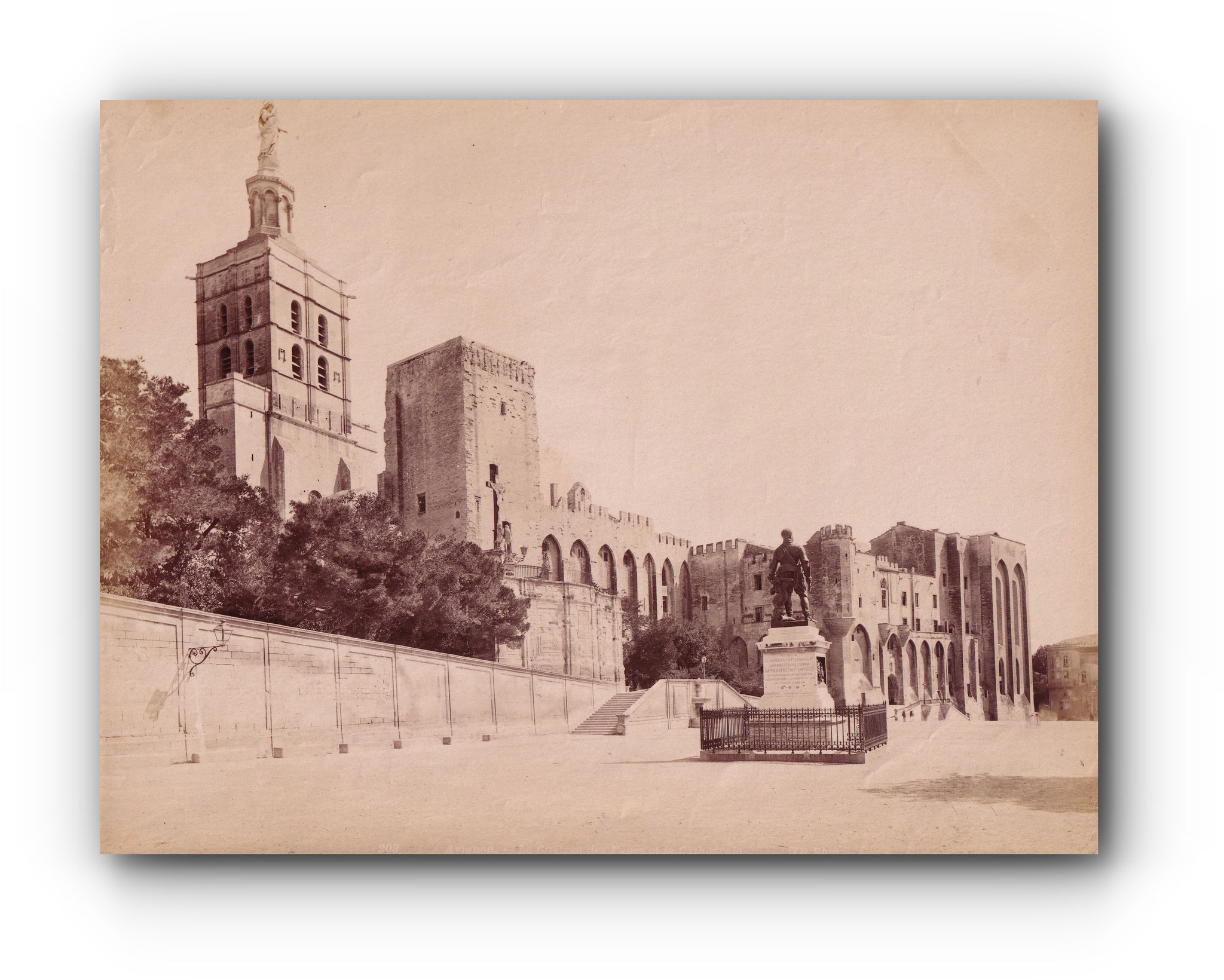 Avignon - Palais des papes - photo - date non connue - 27 x 20 cm