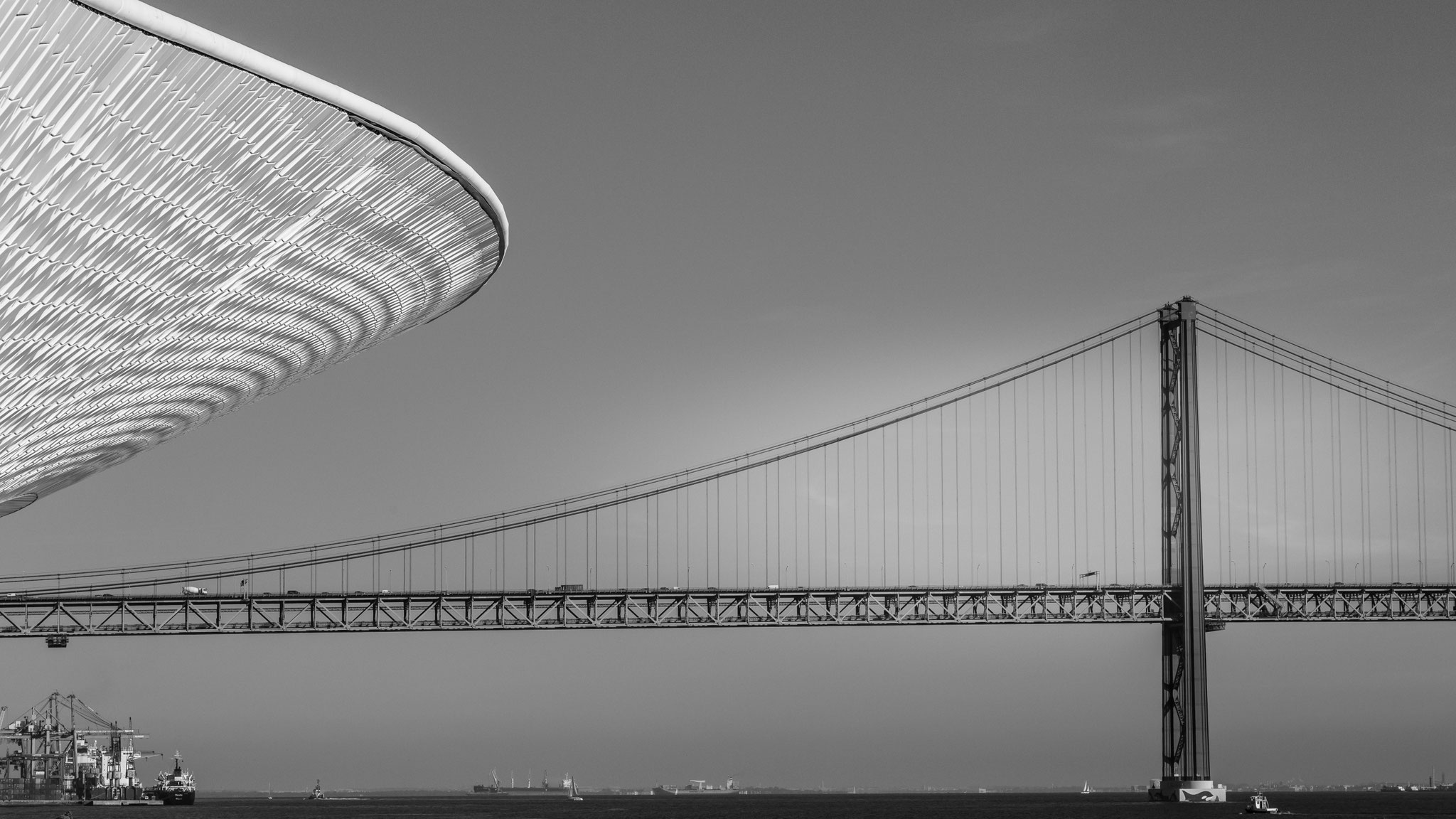 MAAT (Museu de Arte, Arquitetura e Tecnologia) and Ponte 25 de Abril, Lisbon, Portugal (December 2016)