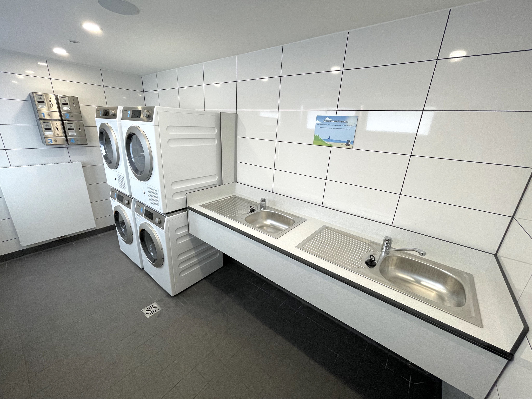 Waschmaschinen/Trockner & Abwaschen Innenbereich