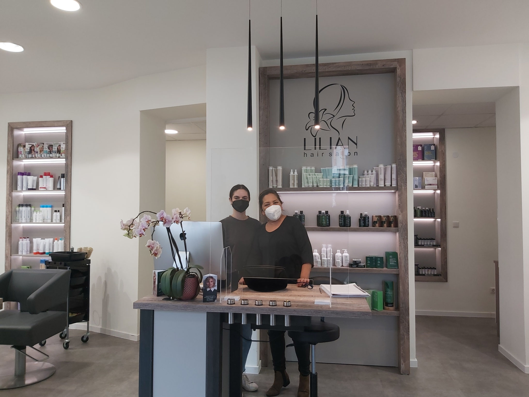 Chyna Cut Salon - Friseur Wiesbaden Friseur in der Nähe - Lilian Hair Salon - Friseur in Wiesbaden