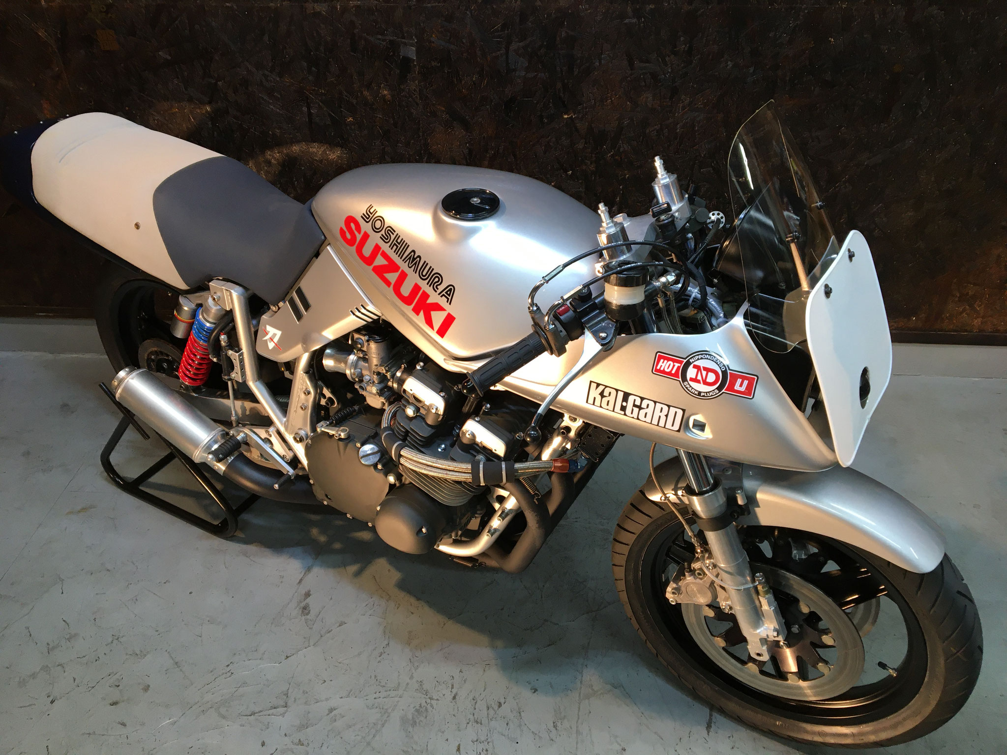 RADICAL ラジカル クロモリアクスルシャフト ZEPHYR400χ RADICAL ラジカル クロモリアクスルシャフト ZEPHYR400χ