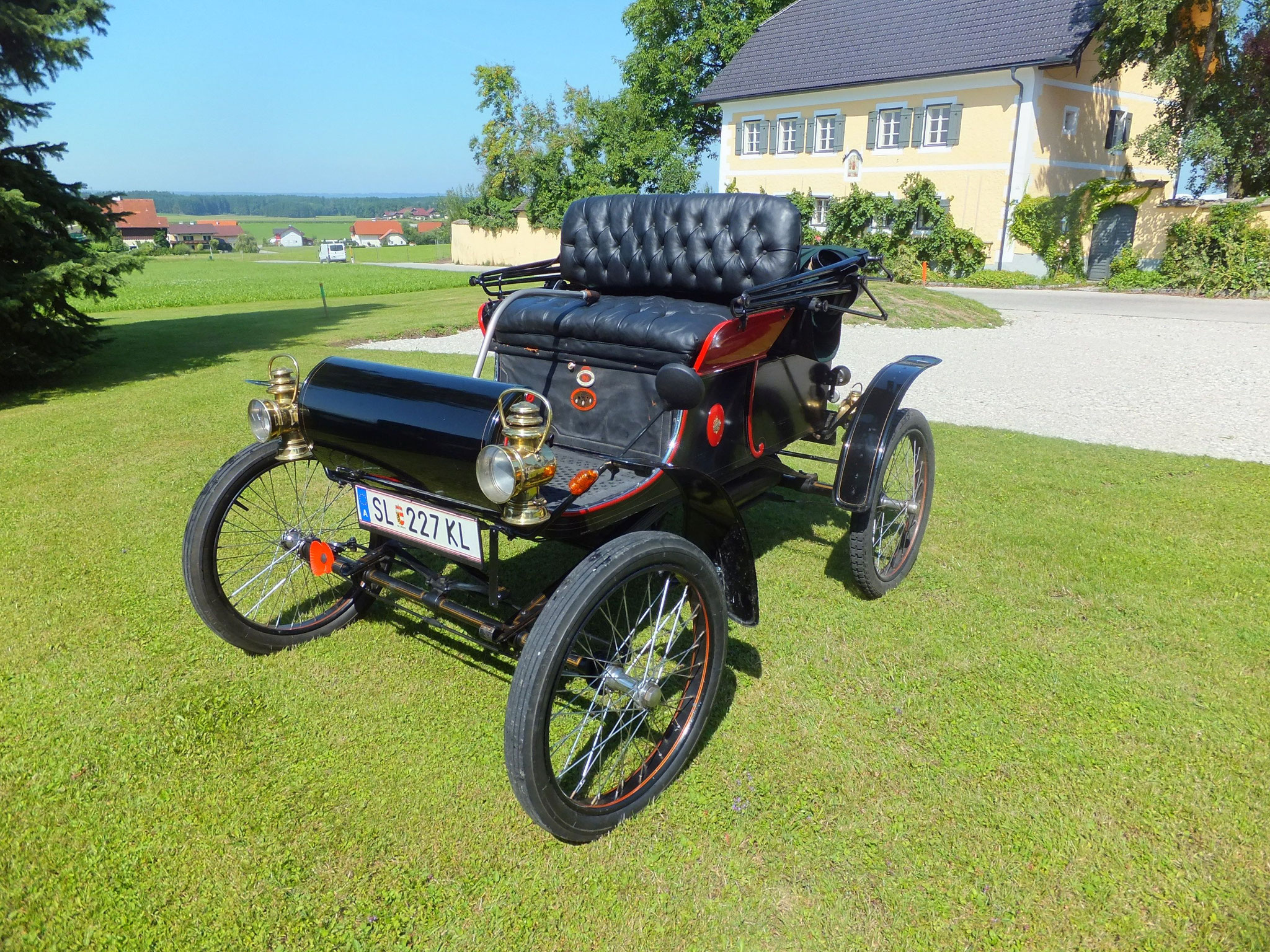 Oldsmobile Curved Dash Typ R, Baujahr 1902, 1600 ccm, 1 Zylinder, Österreich