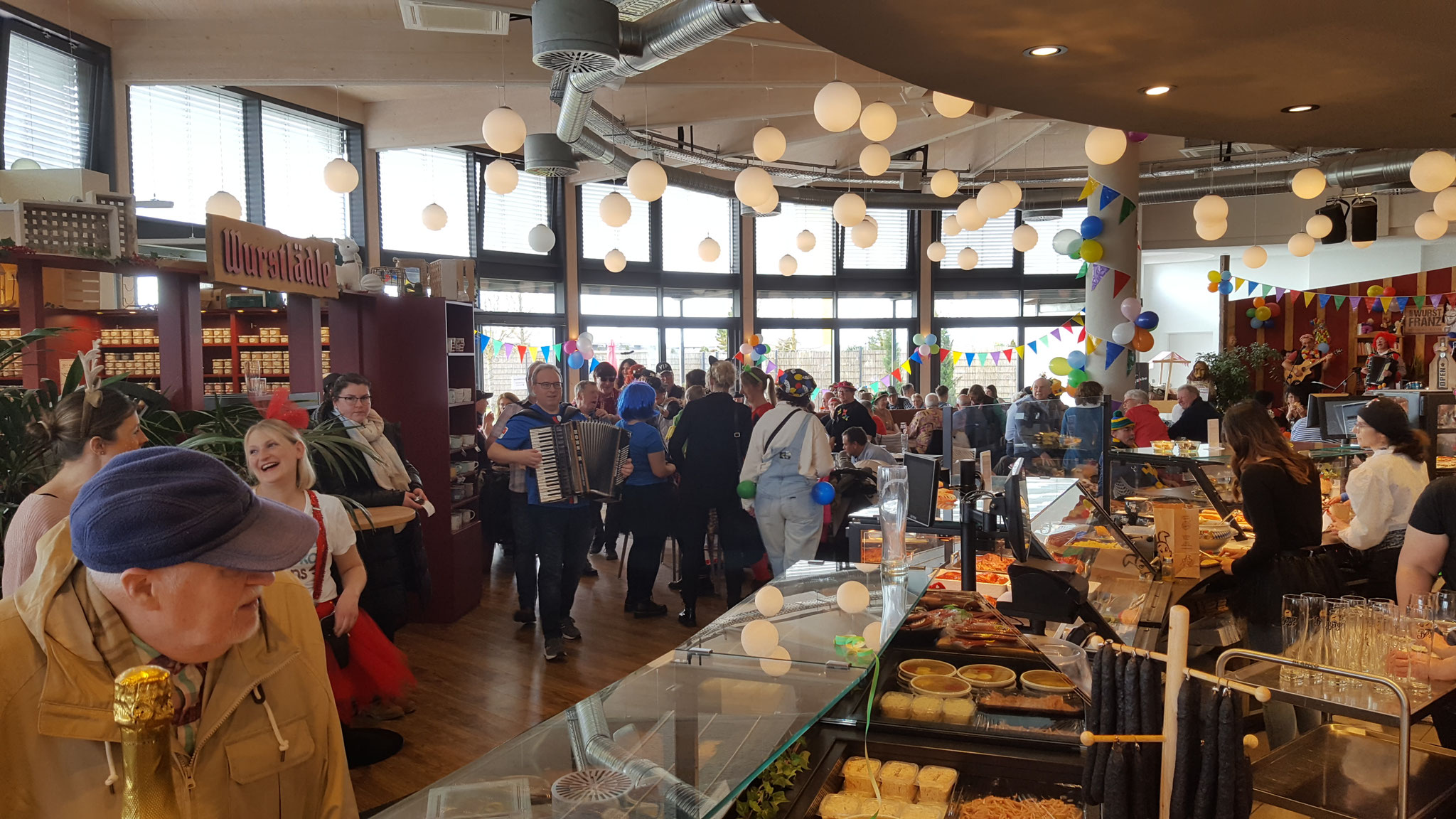 Fasching im Bistro