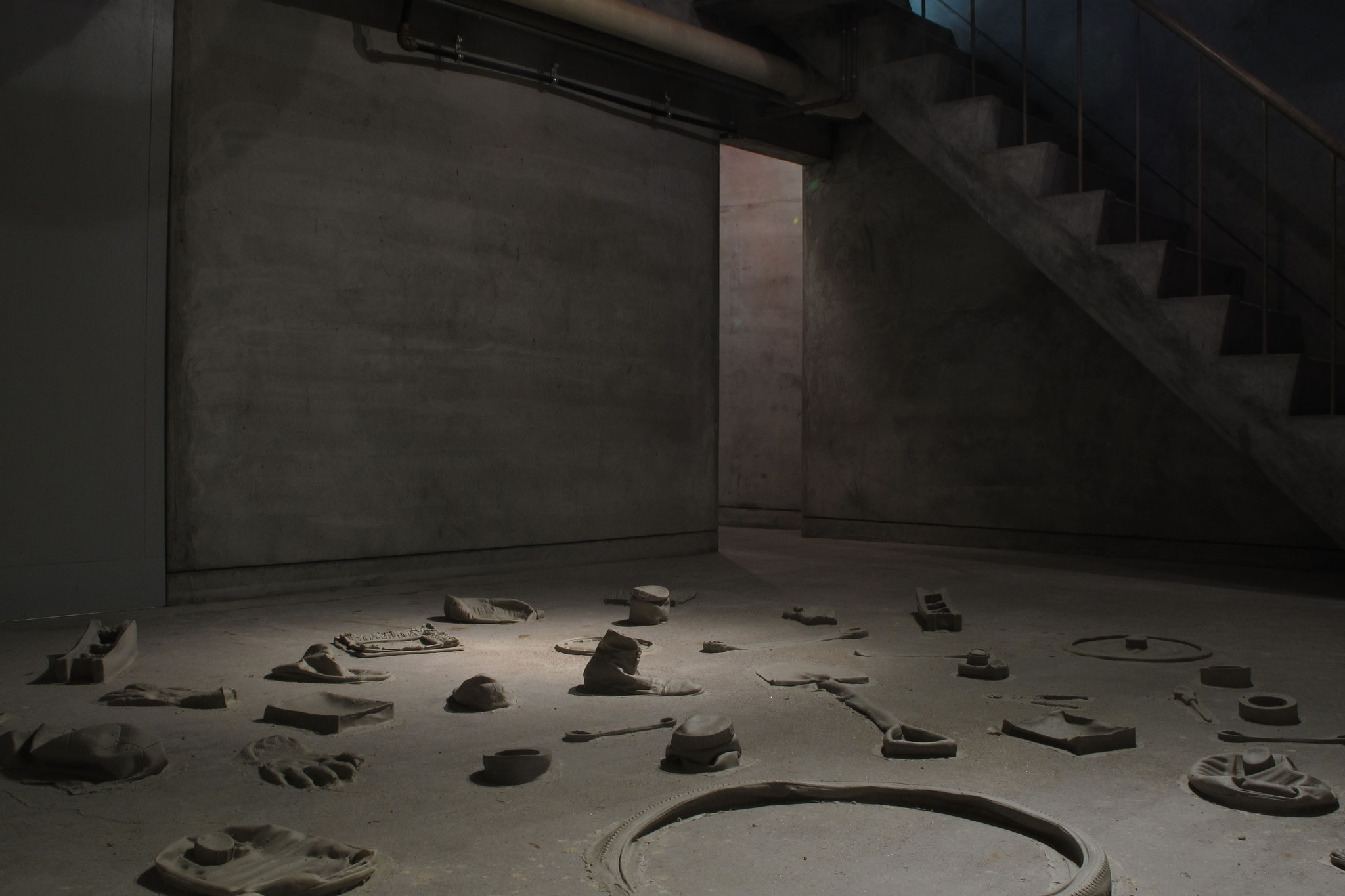 Breath｜variable size｜2012｜mortar,others｜Masayoshi Suzuki Gallery