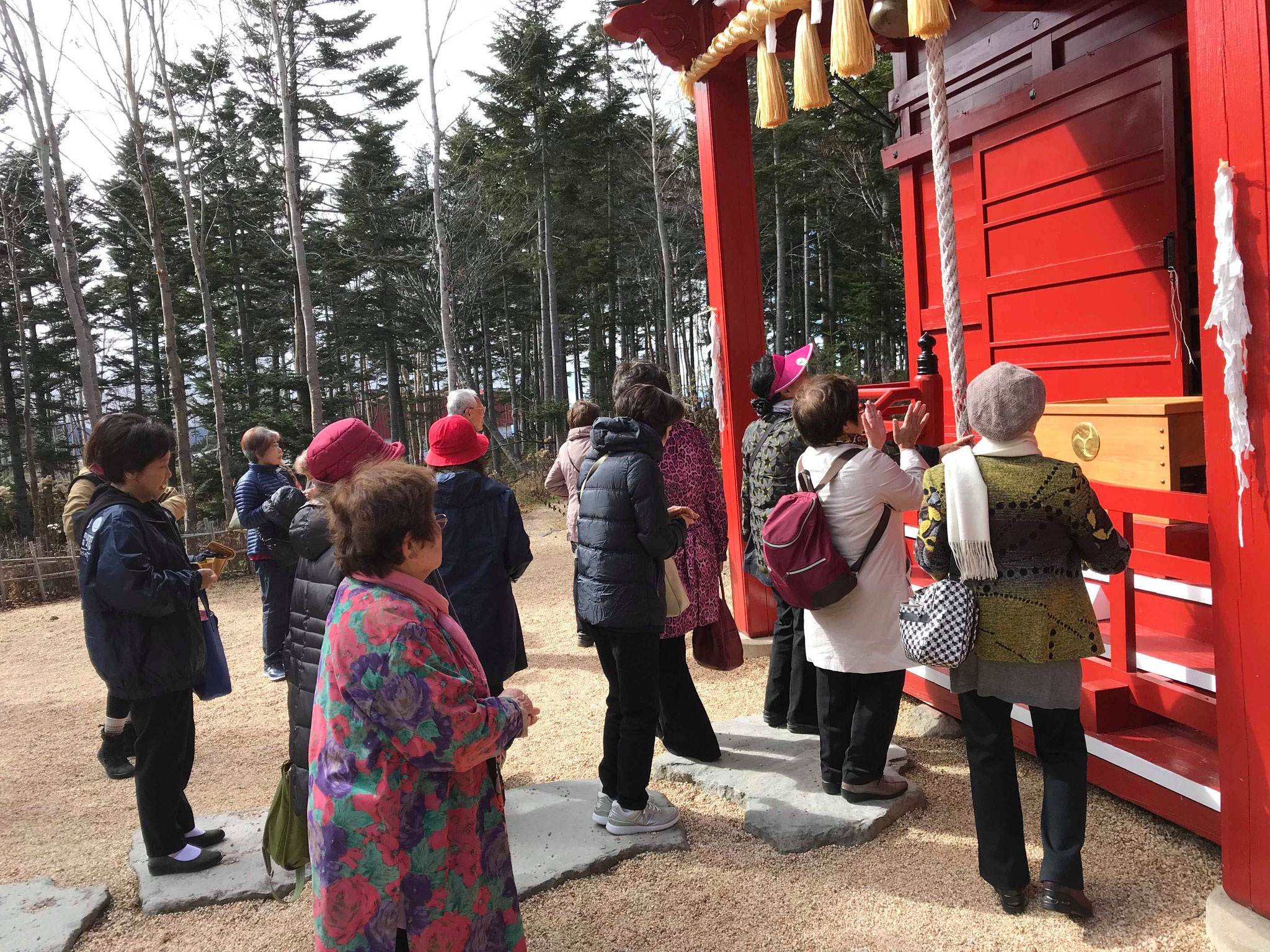 ふたはらさん神社でお参り