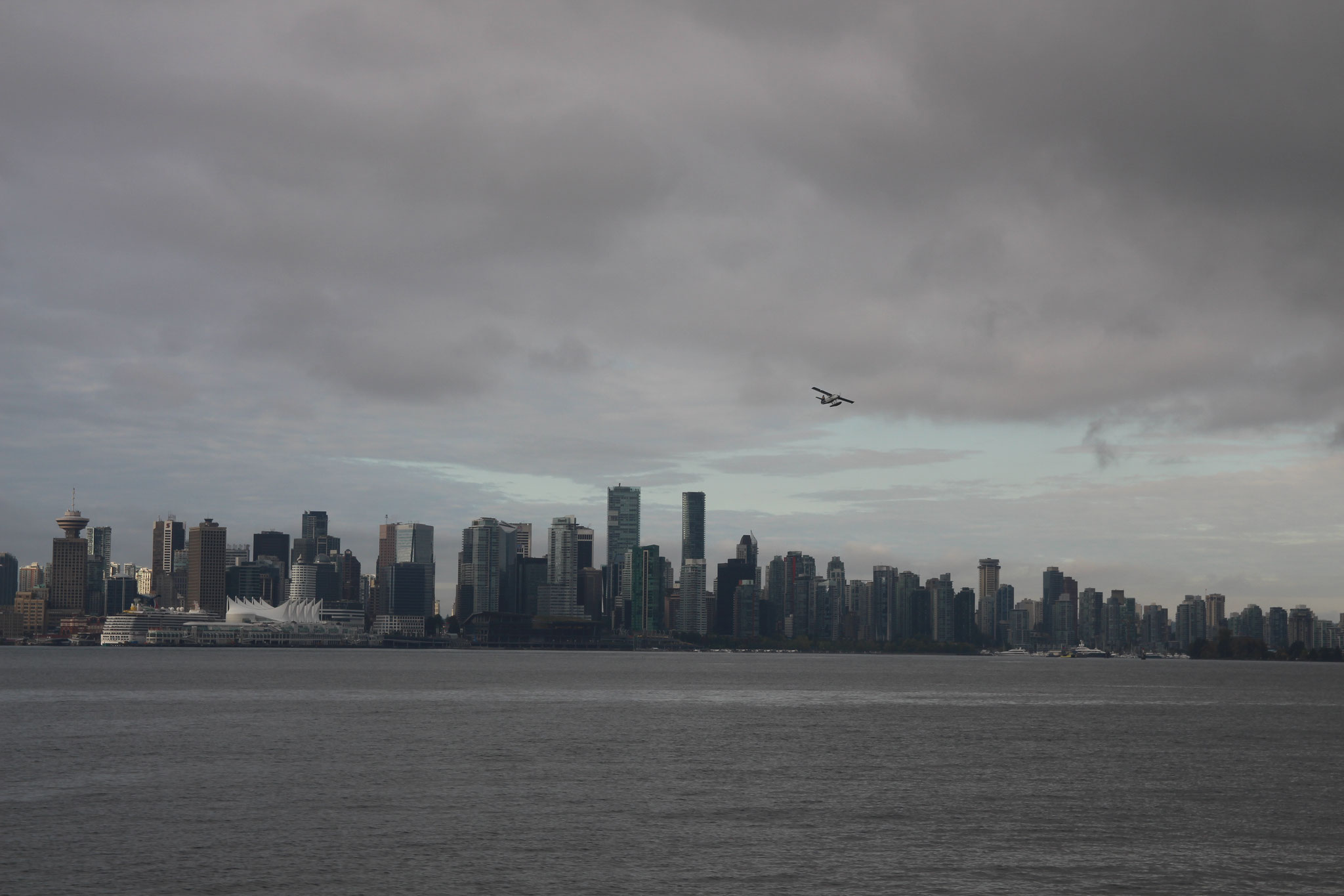 Aussicht von Nord Vancouver auf die Skyline. 