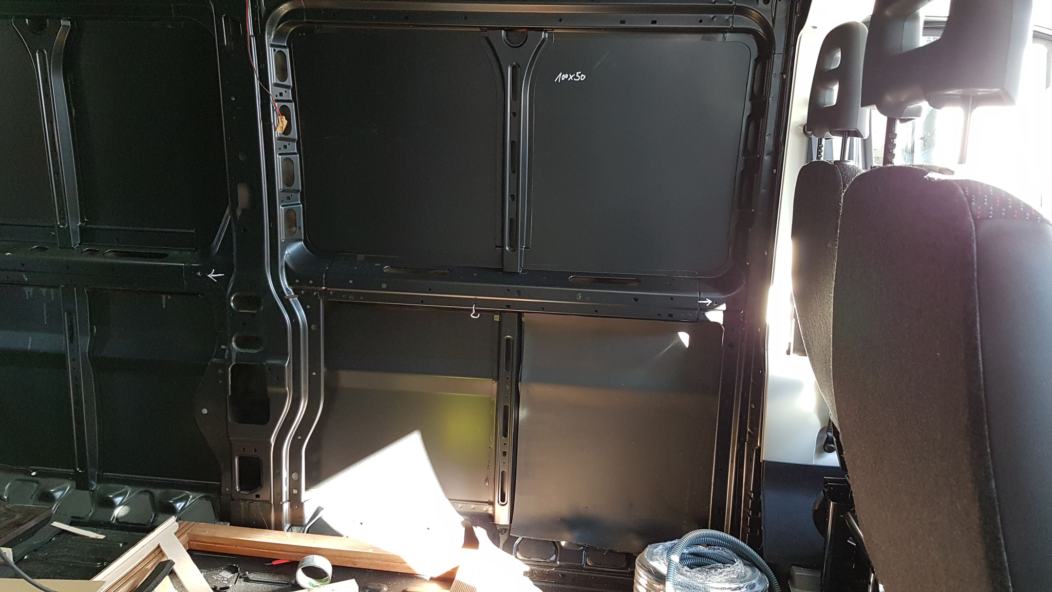 zwischen B- und C-Holm