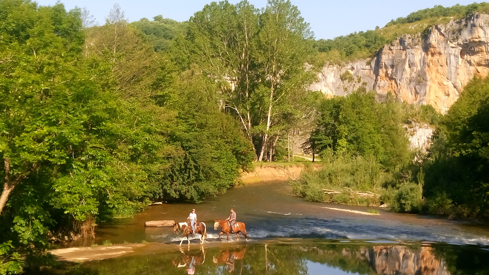 Rivière le Célé à Liauzu - Le Lot (46)