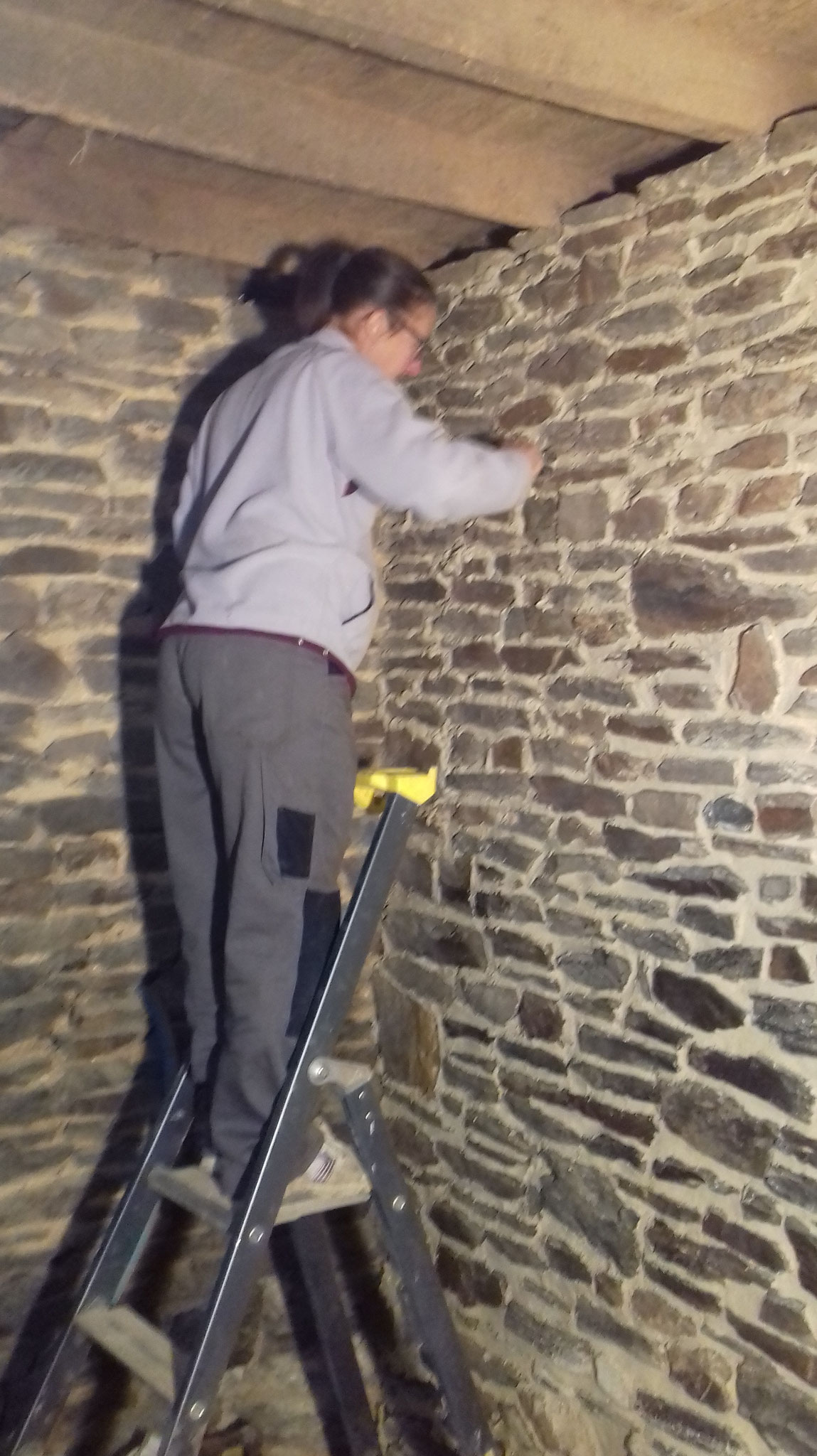 Travaux dans la boutique... refection des joints.