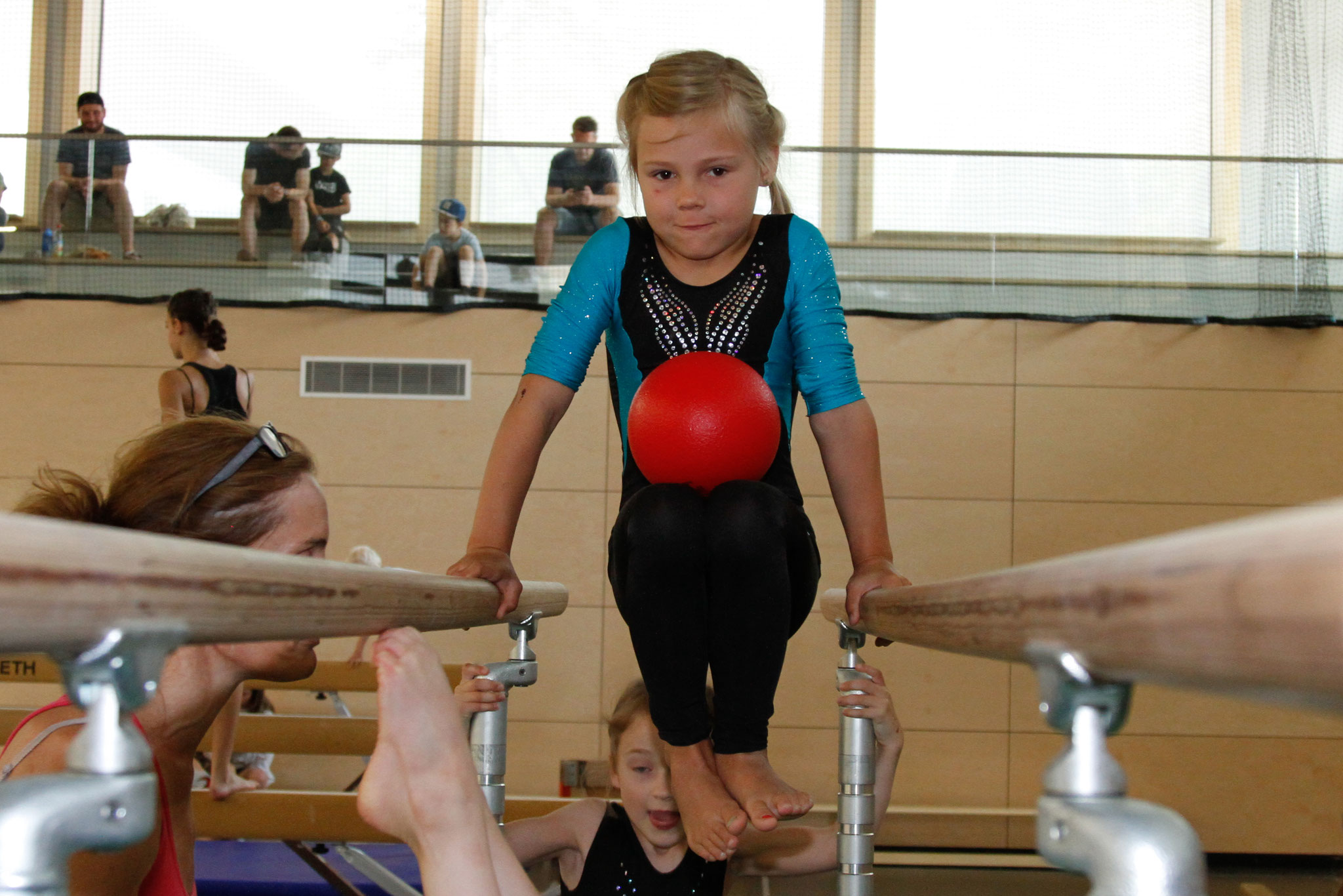 Sternchenpokal - wer kann den Ball 60 Sec. halten?