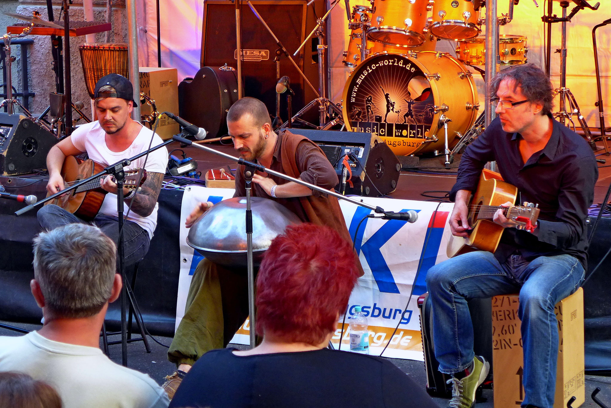 Konzerte im Bürgerhof 07.07.16 Sphärenschmiede - Freiwilligen-Zentrum Augsburg - Foto: Christoph Urban