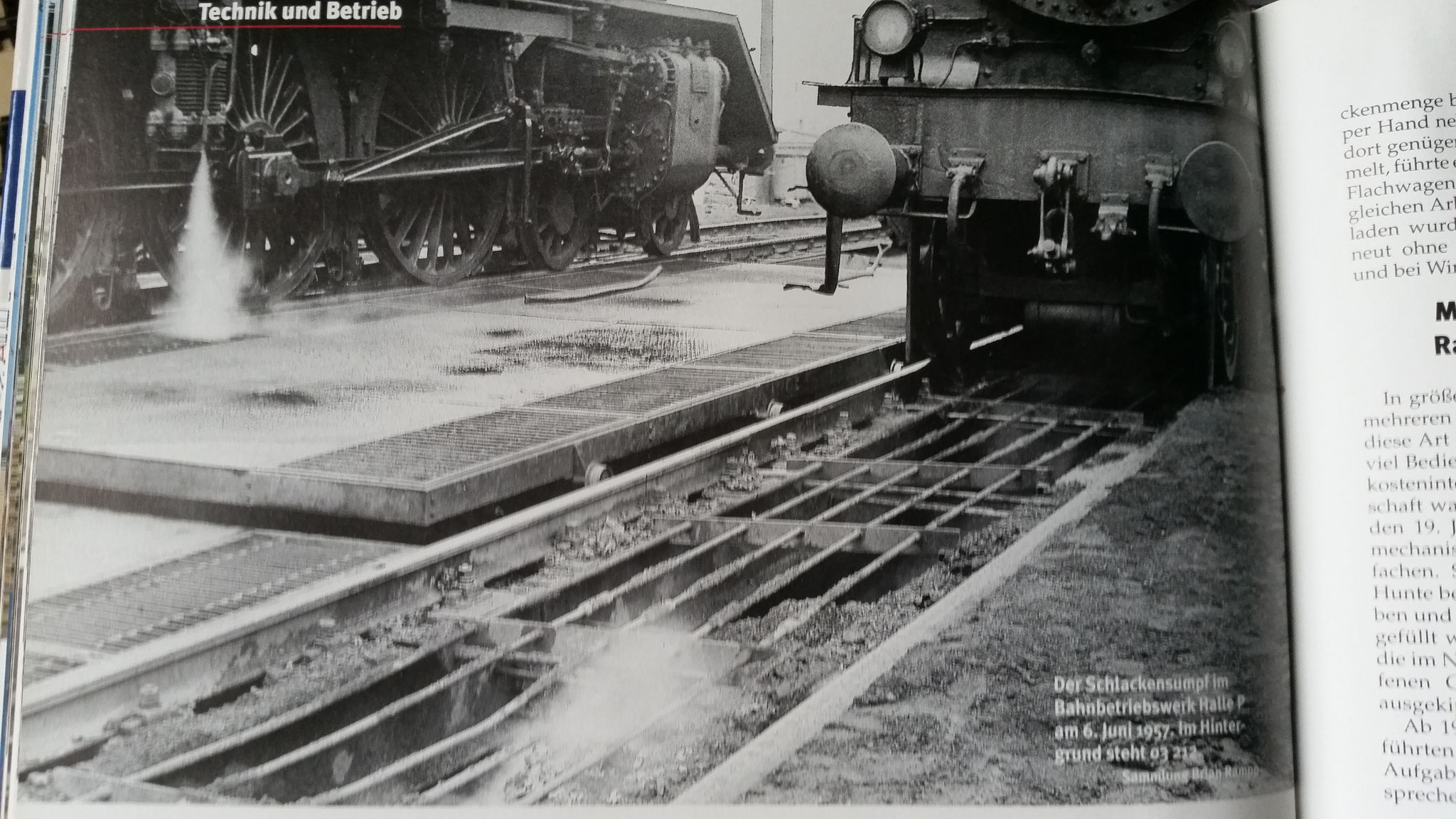 Hier mal das Vorbildfoto von dem Schutzgitter... Quelle: Martin Weltner - Bahnbetriebswerke - Geschichte/Technik/Gleispläne, Verlag: GeraMond, ISBN: 978-3-7654-7278-7