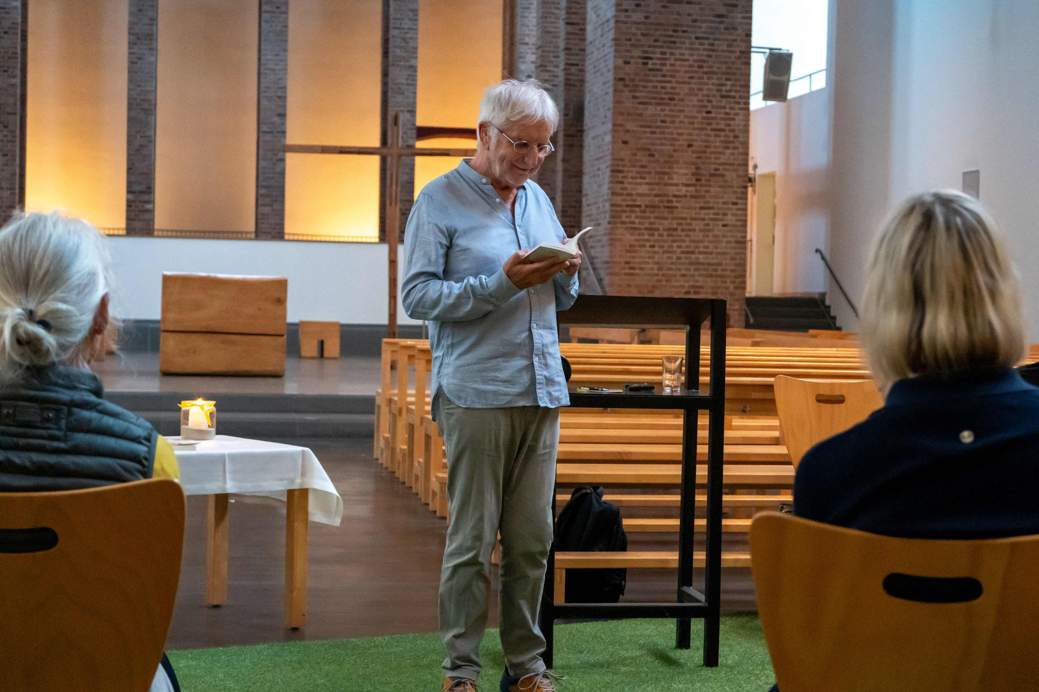 Atempausen für die Seele-Lesung mit Pierre Stutz im Sommercafé