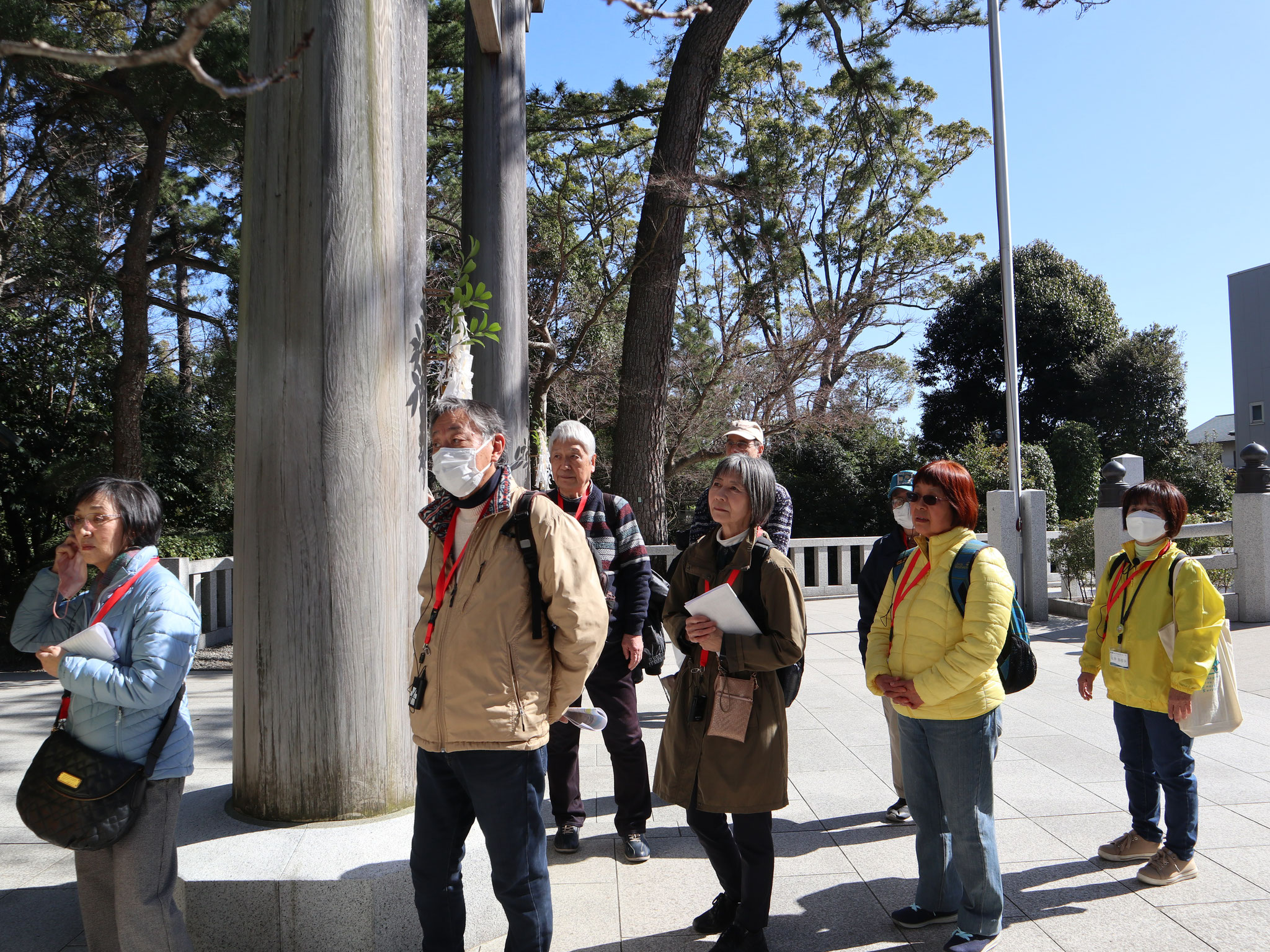 宮山駅から10分ほど歩いて寒川神社に到着