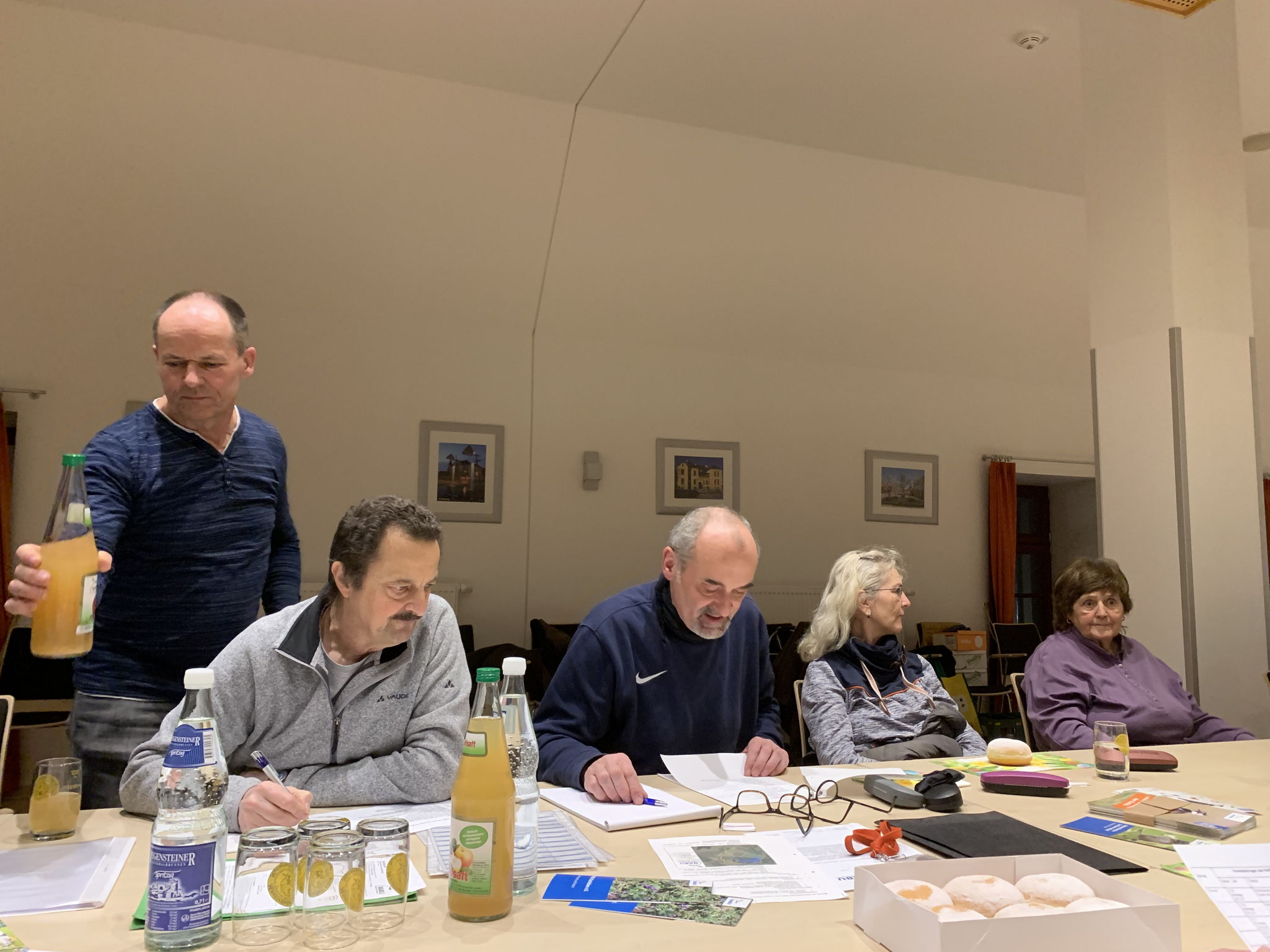 Versammlungseröffnung durch Falk Höhne; Foto: Claudia Wetzel