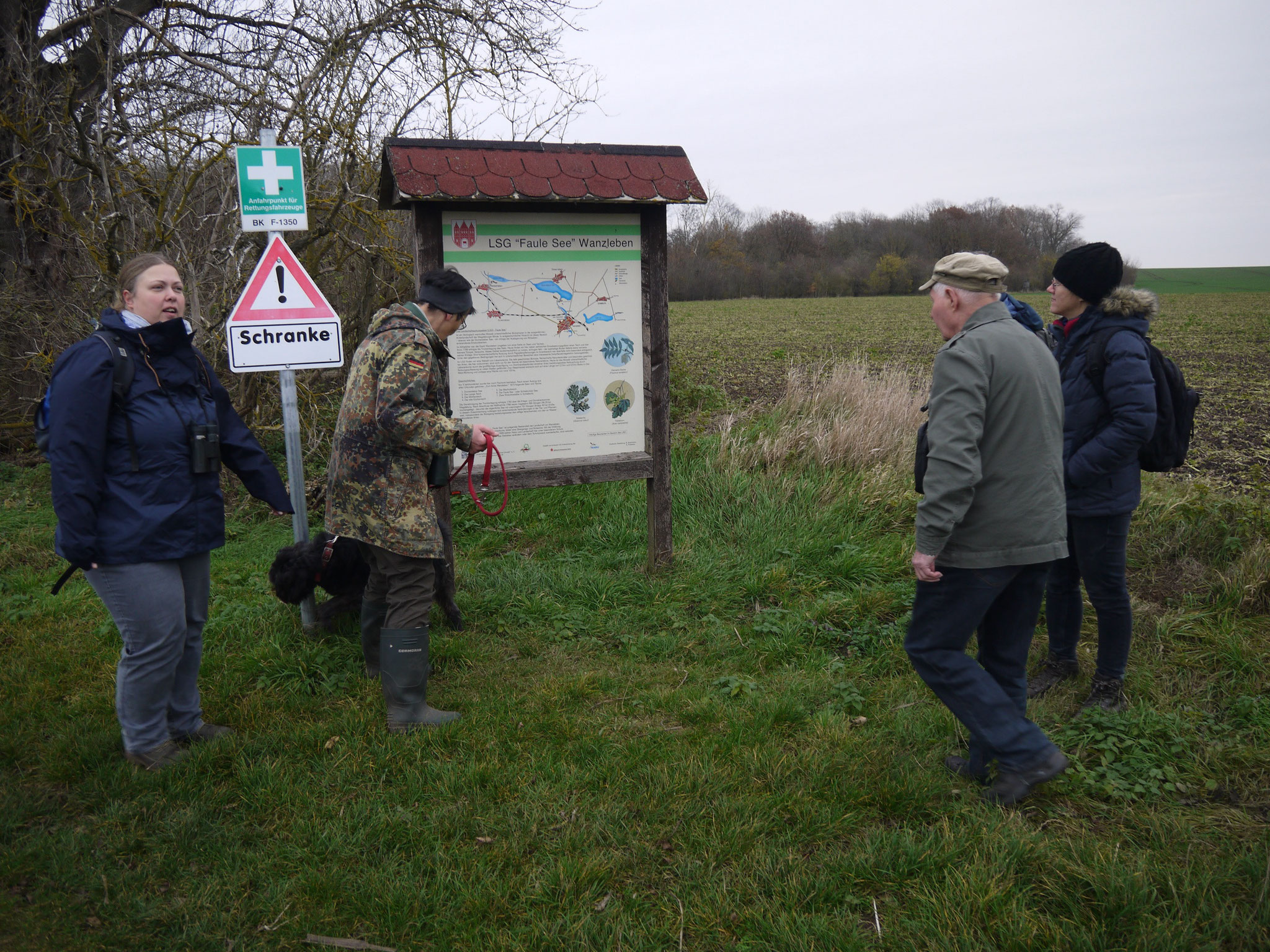 Infotafel am Beginn des Naturlehrpfads; Foto: Michael Wetzel