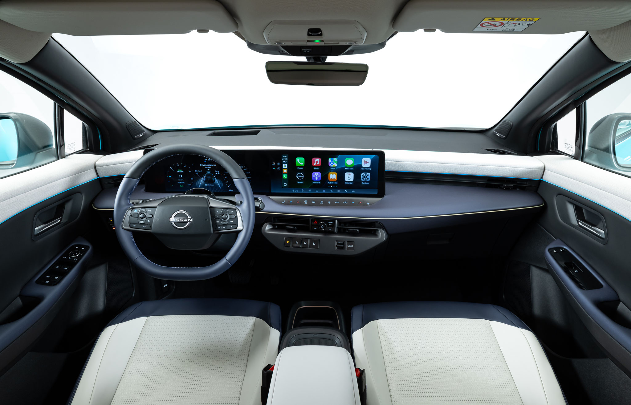 Nissan LEAF 2025