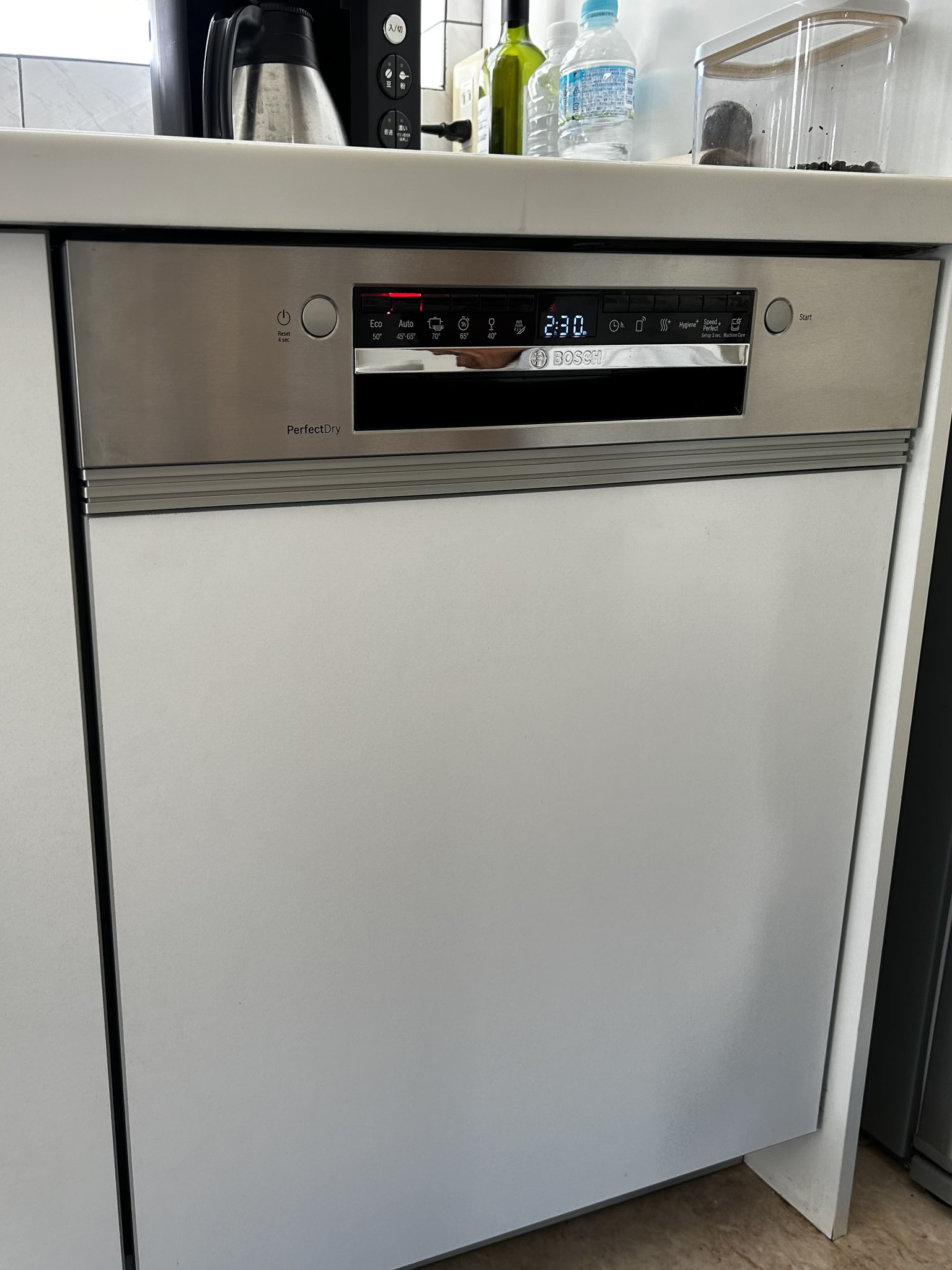 新しいBOSCH食洗機へ交換