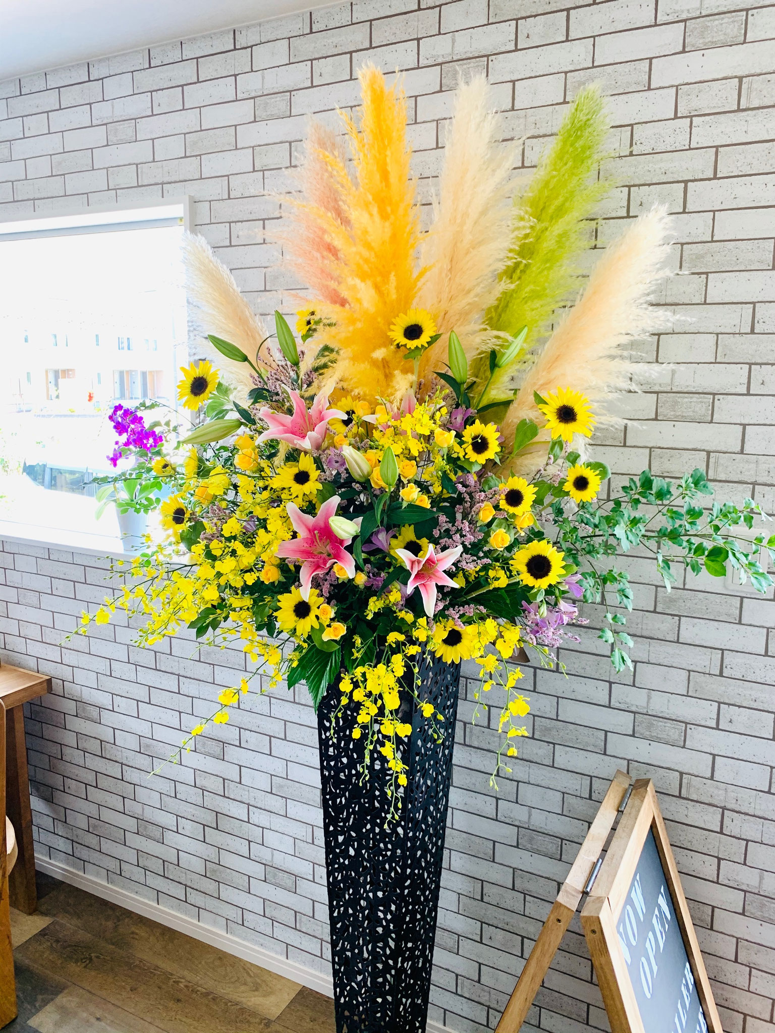 ④華やかに1段式 ￥22,000～