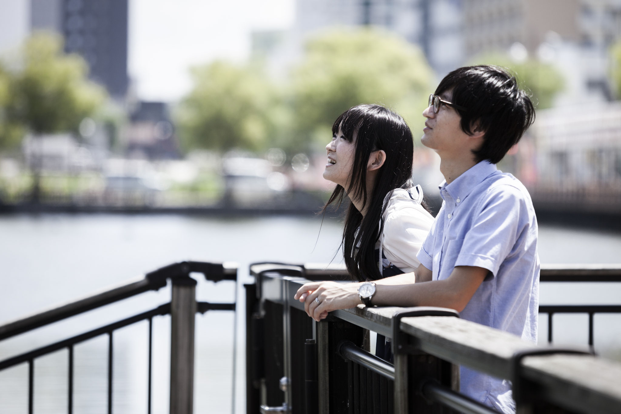 ポートレート　カップル　婚約　自然　ナチュラル