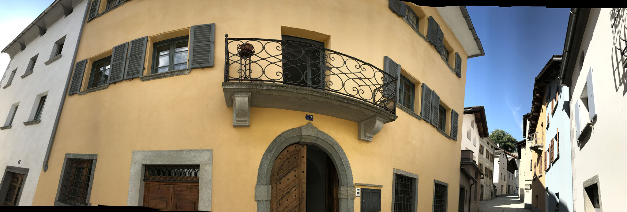 Chiasa giala, das gelbe Haus