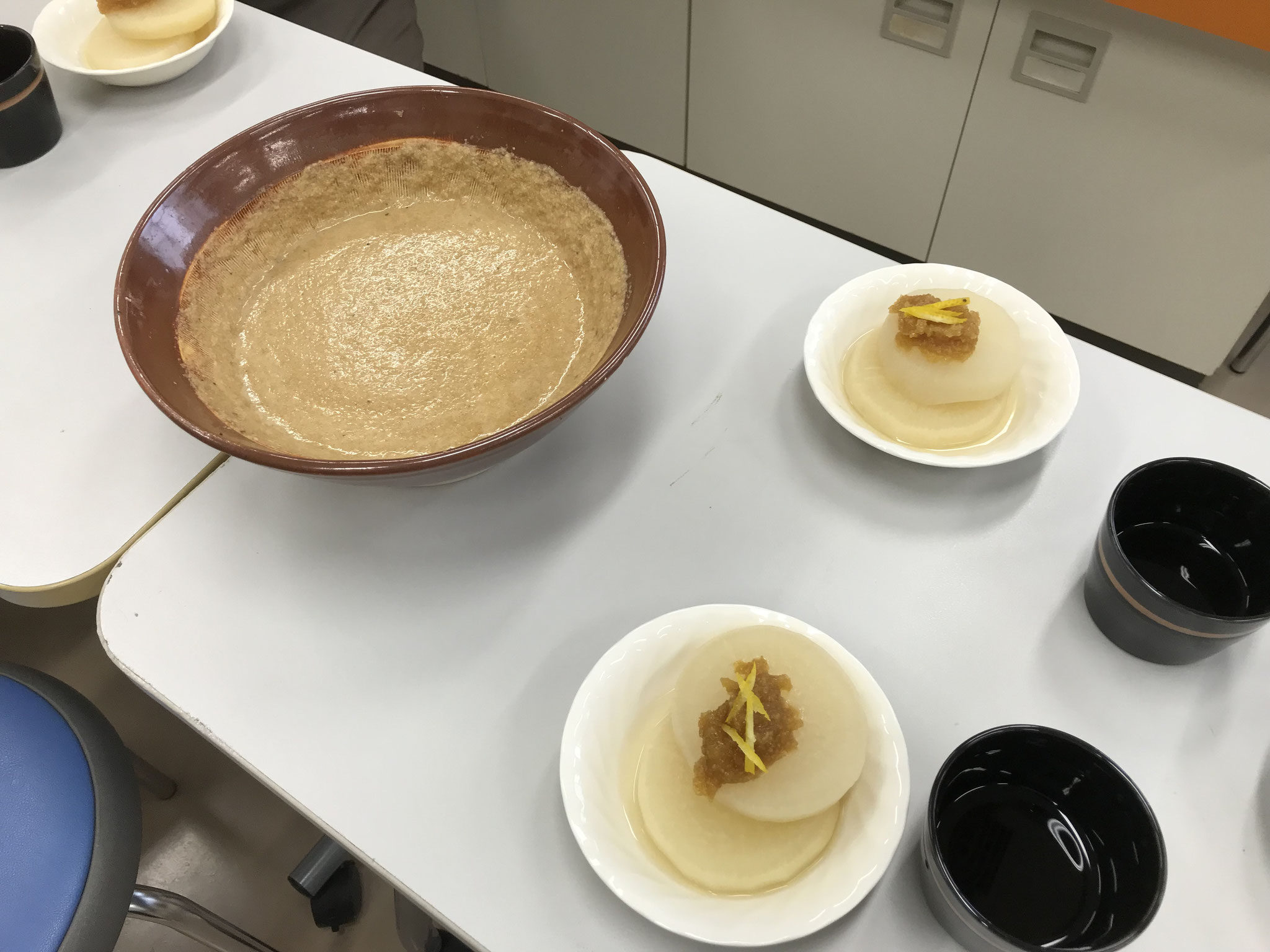 お好みに合わせて山かけも、ふろふき大根も（大塚農園産）どうぞ