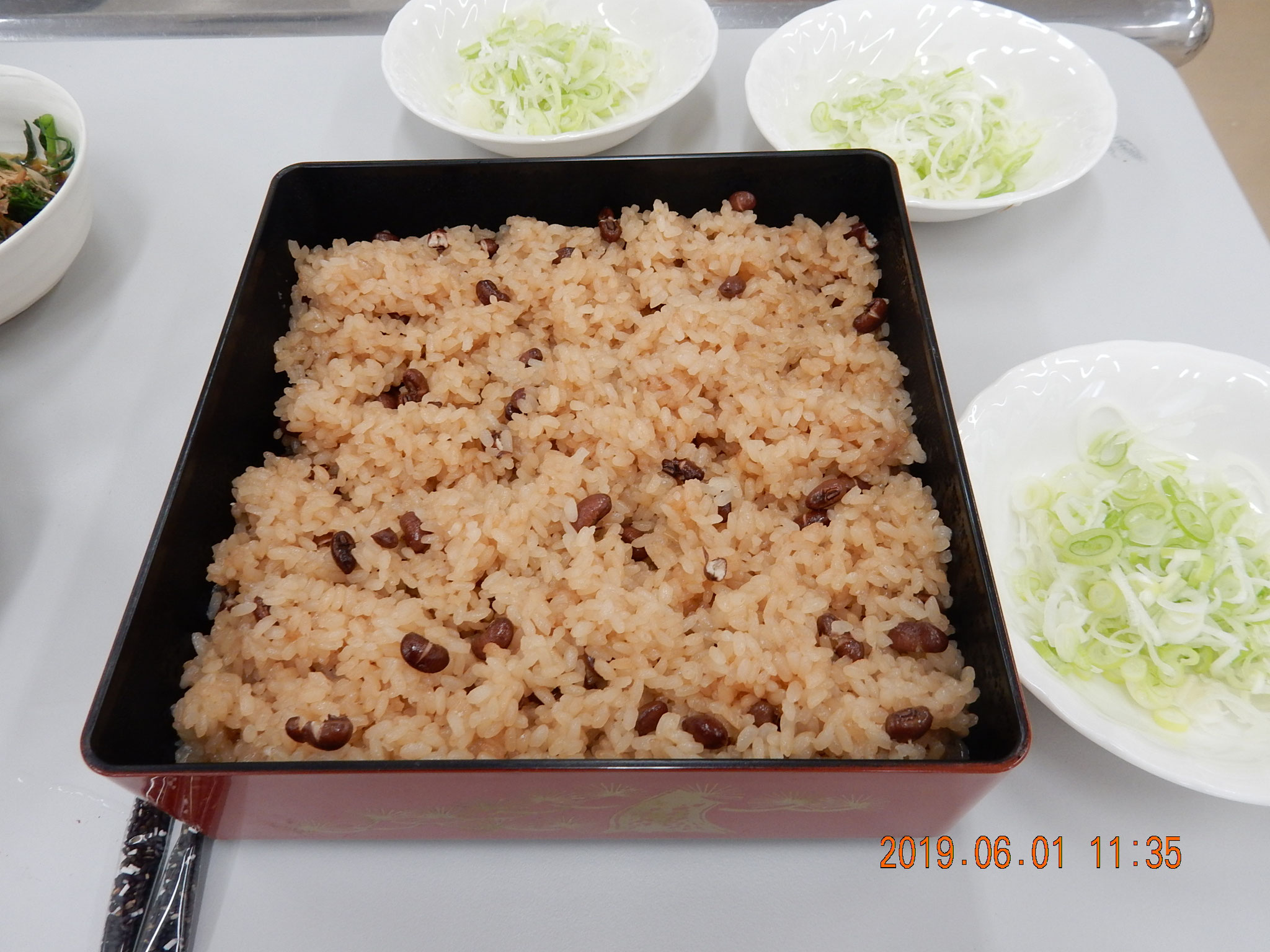 赤飯まで付いてしまいました