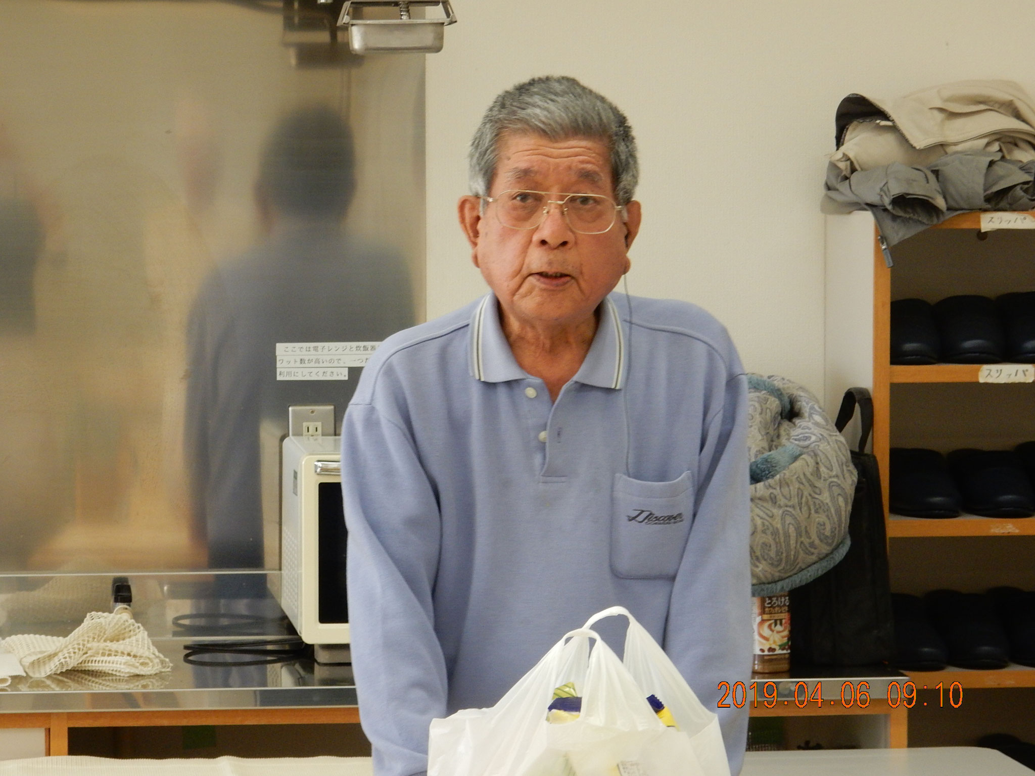 峯さん　長い間お世話になりました　顔を見せてくださいね　賄い作って待ってます