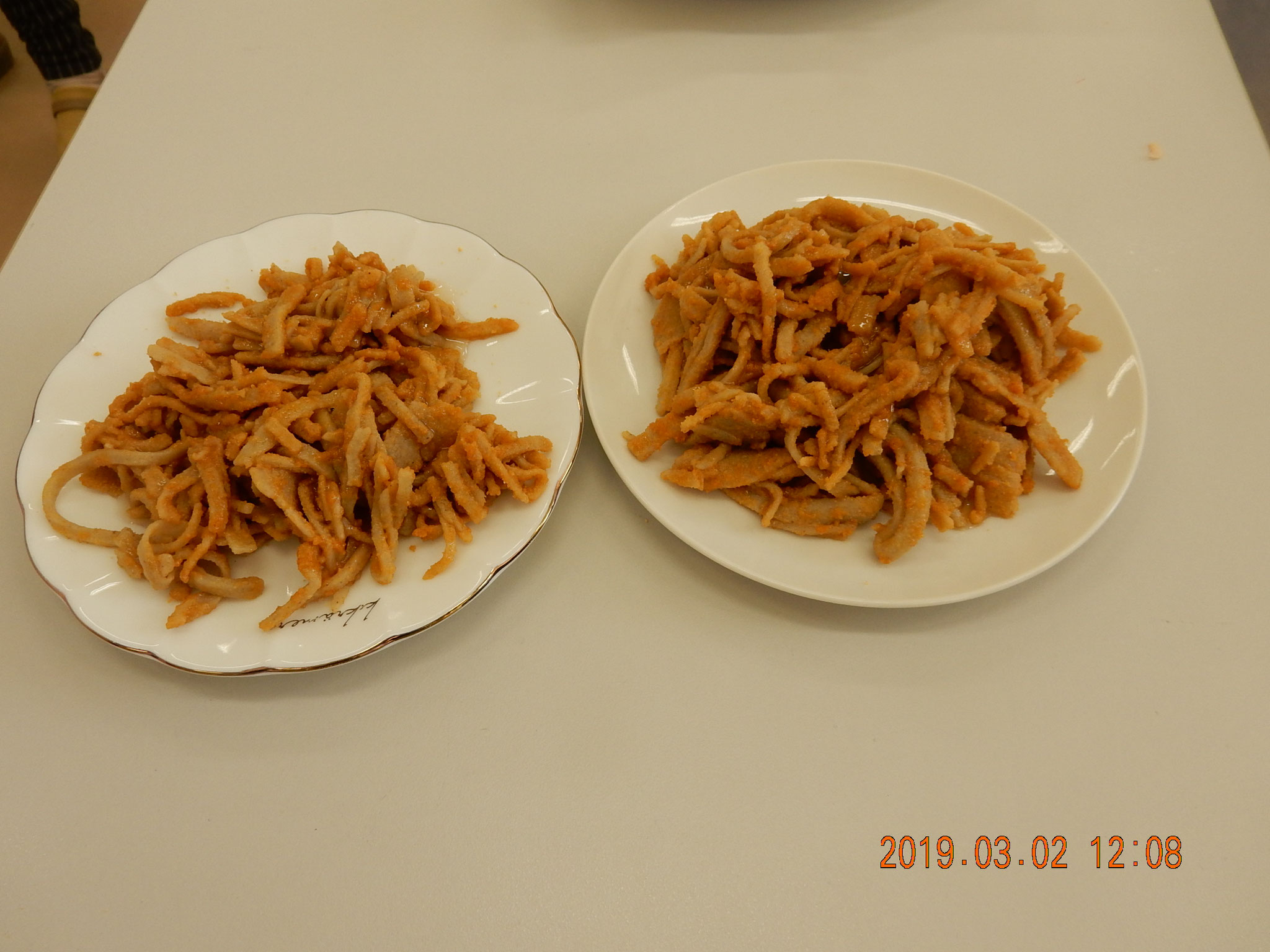 みんなが無理して？作った切れ端がきな粉と黒蜜で美味しいスイーツに変身です